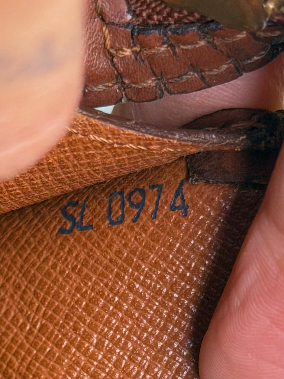 Louis Vuitton Pochette Homme