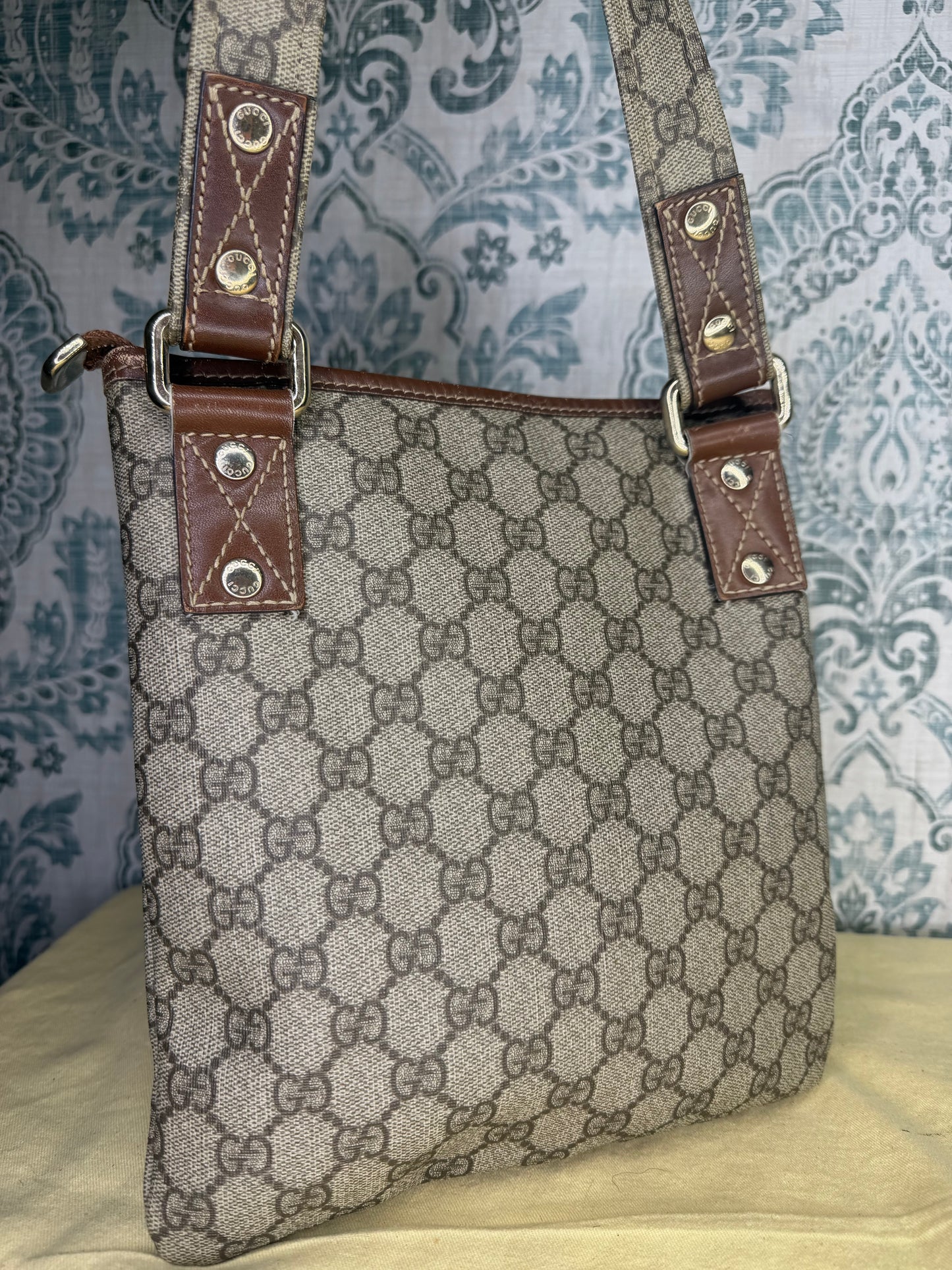 Gucci Supreme Crossbody Sherry Line