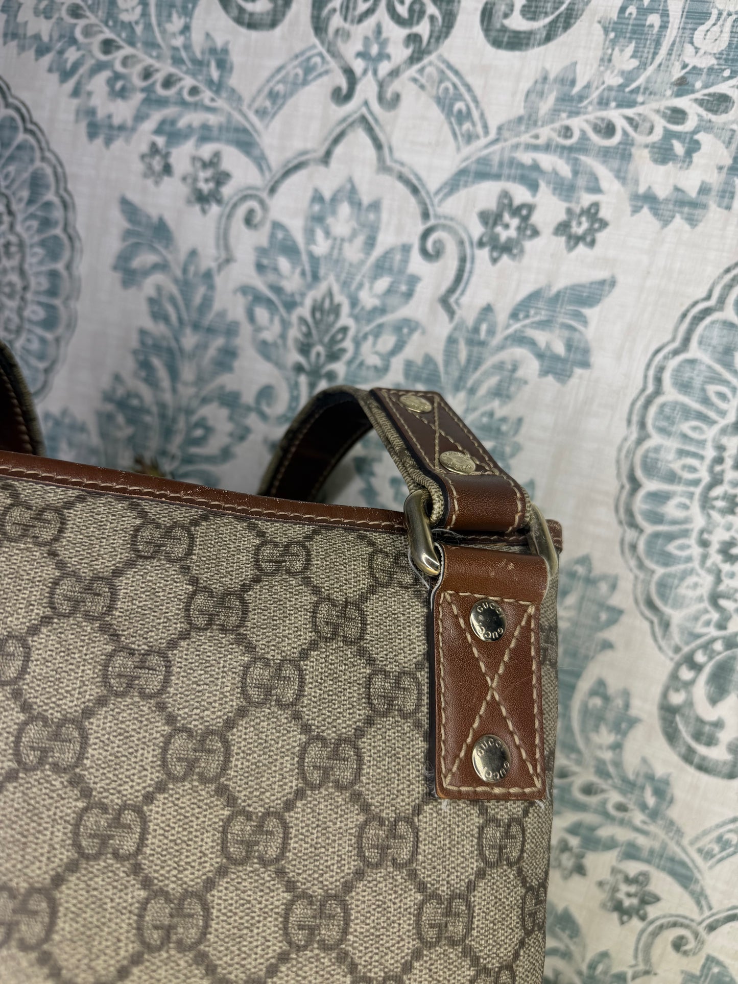 Gucci Supreme Crossbody Sherry Line