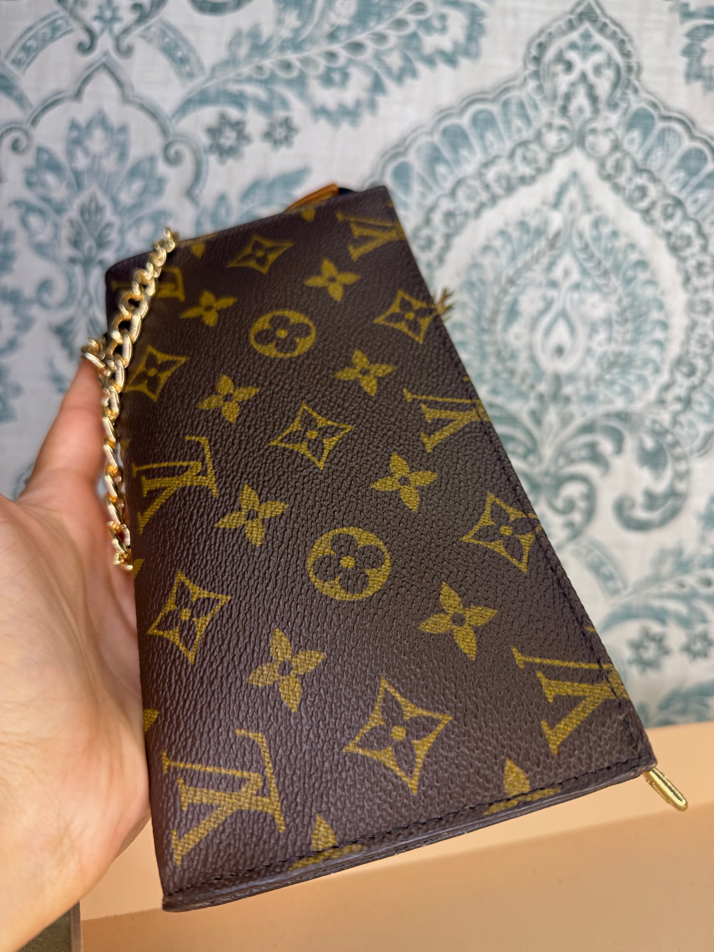 Louis Vuitton Monogram Bucket GM Pochette