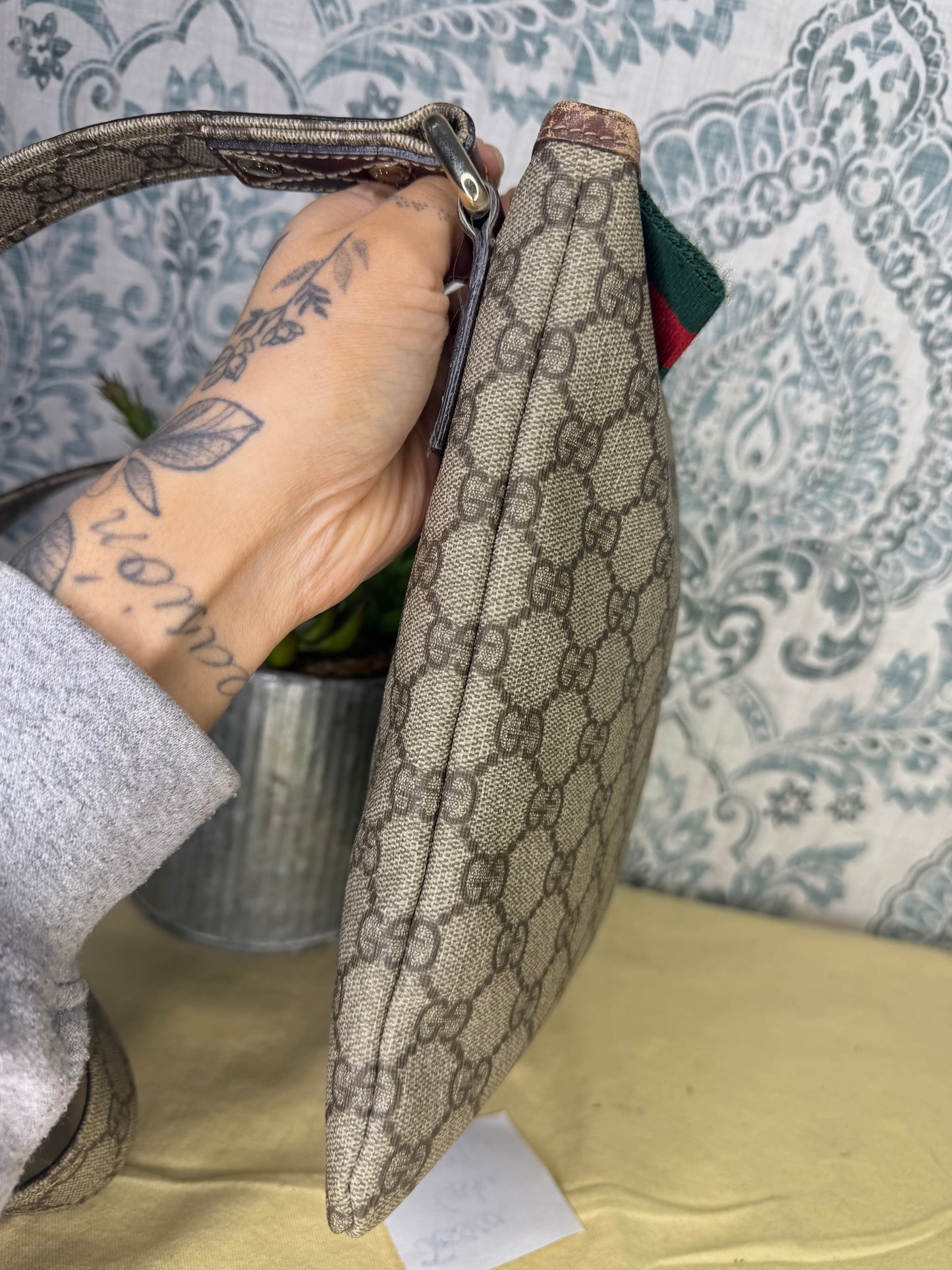 Gucci Supreme Crossbody Sherry Line