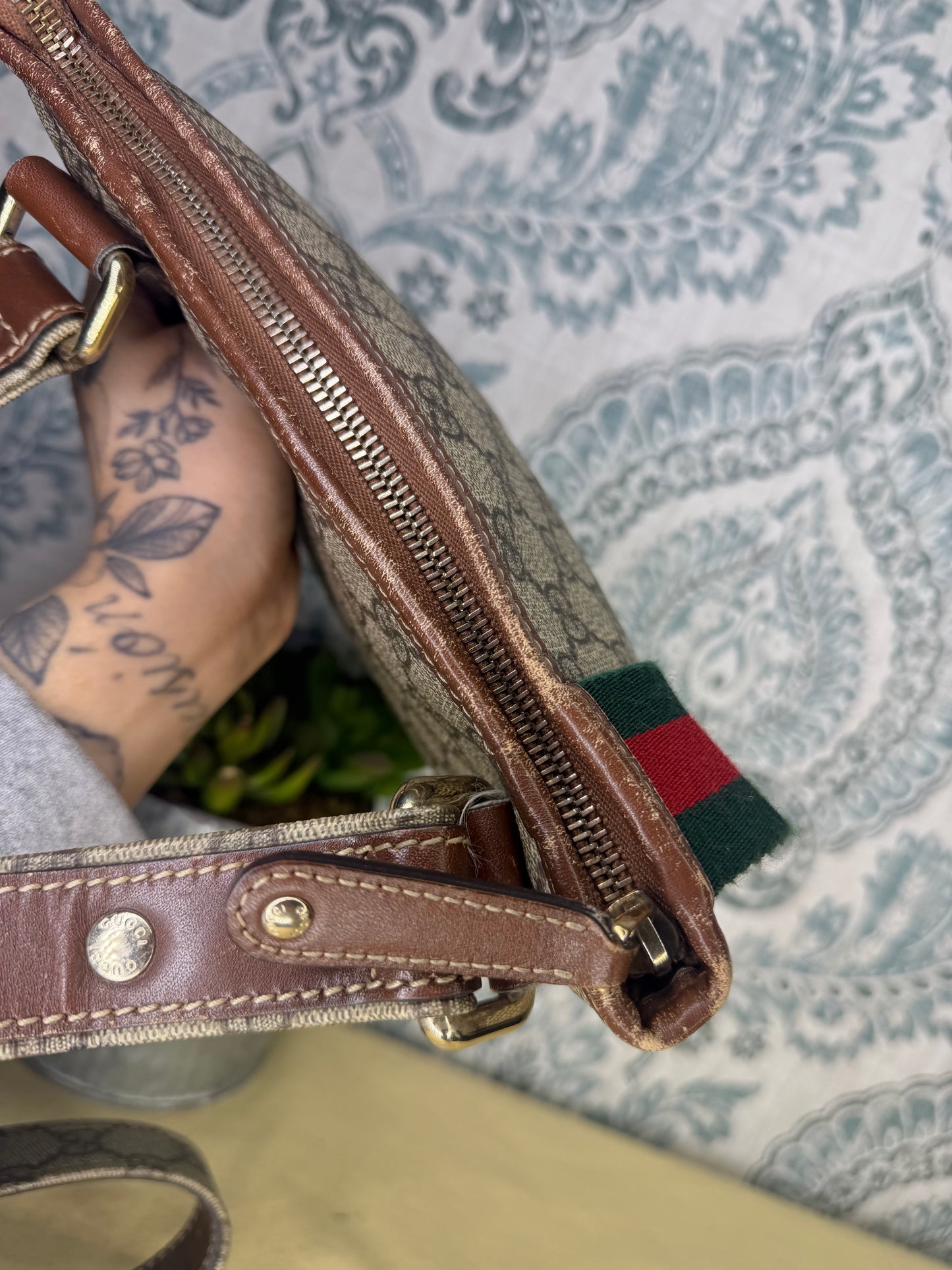 Gucci Supreme Crossbody Sherry Line