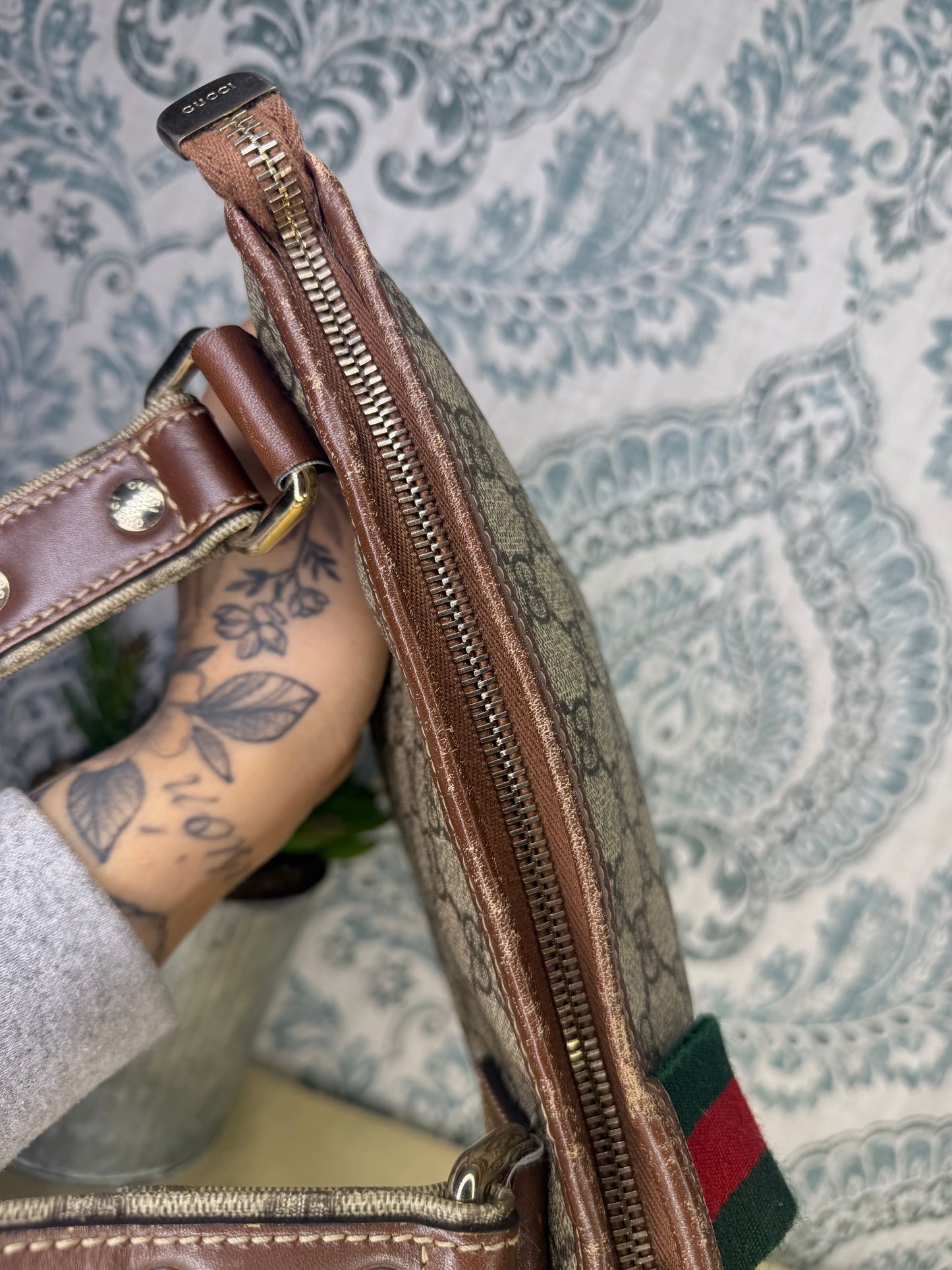 Gucci Supreme Crossbody Sherry Line