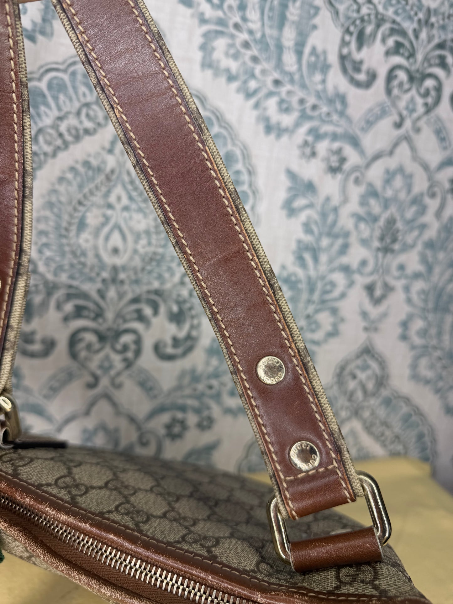 Gucci Supreme Crossbody Sherry Line