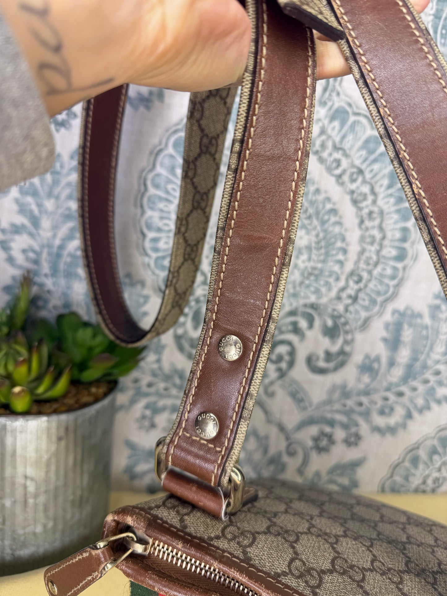 Gucci Supreme Crossbody Sherry Line