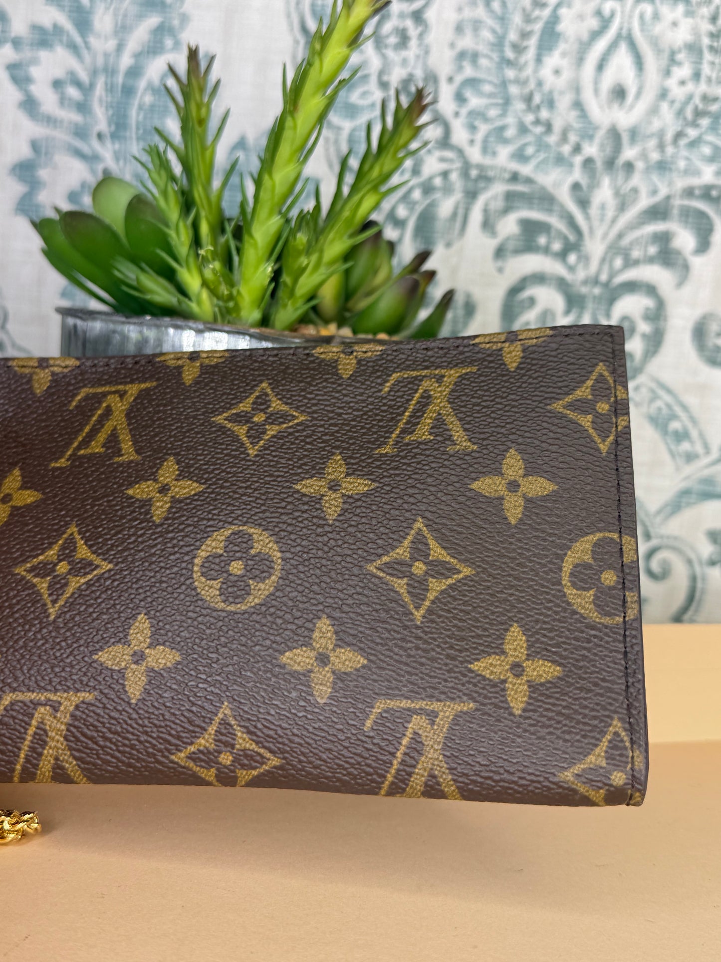 Louis Vuitton Monogram Bucket PM Pochette