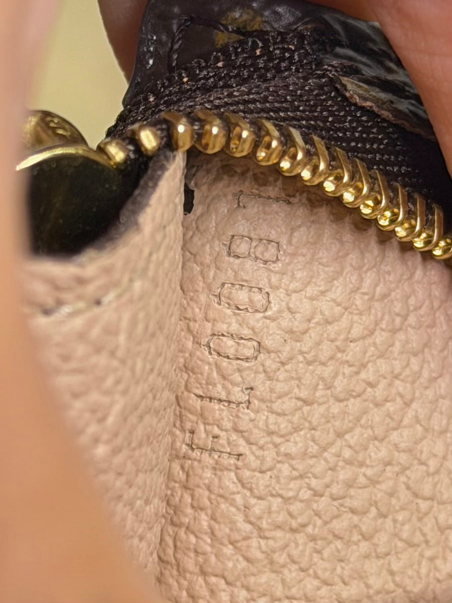 Louis Vuitton Monogram Bucket PM Pochette