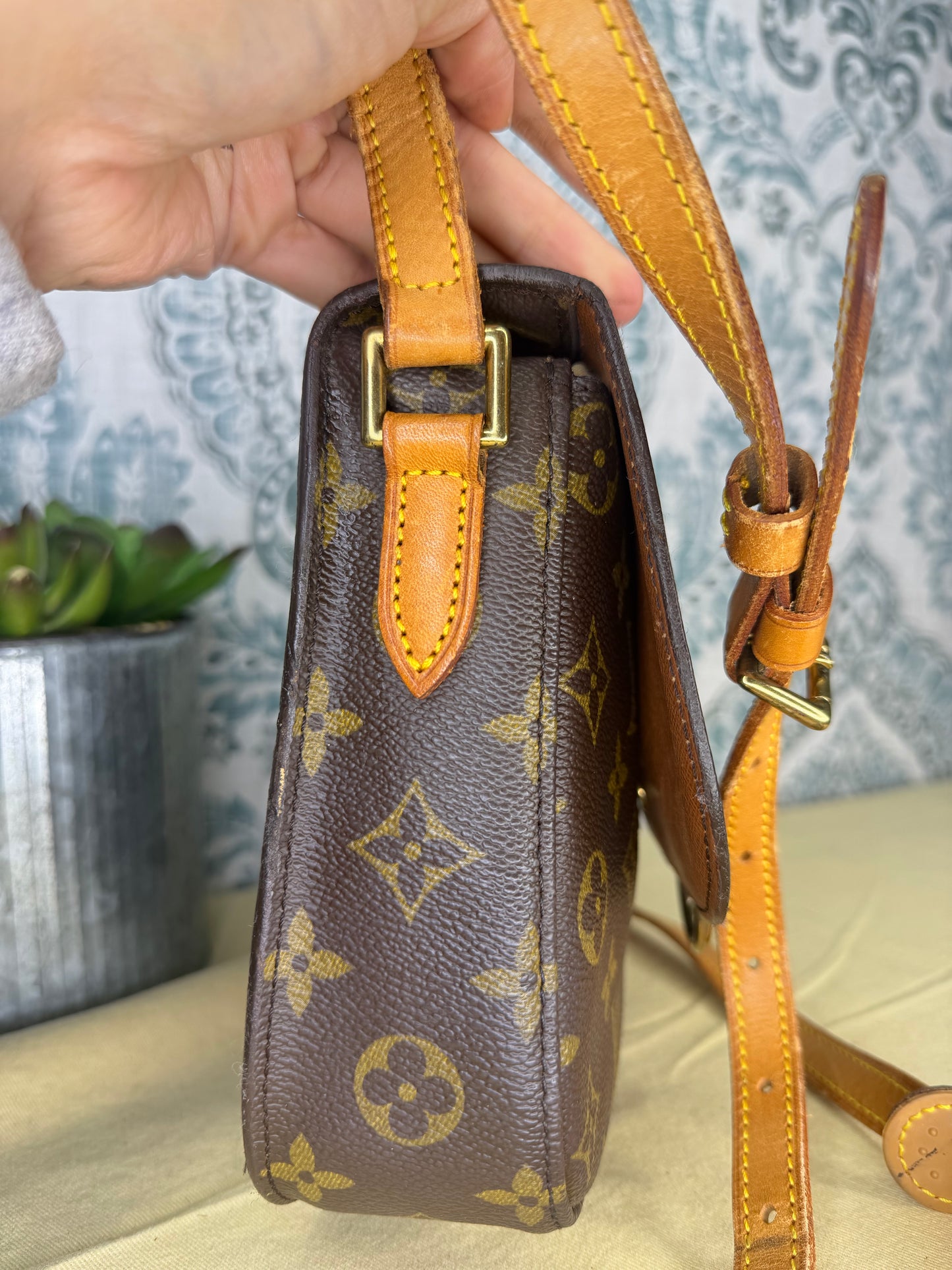 Louis Vuitton Saint Cloud MM