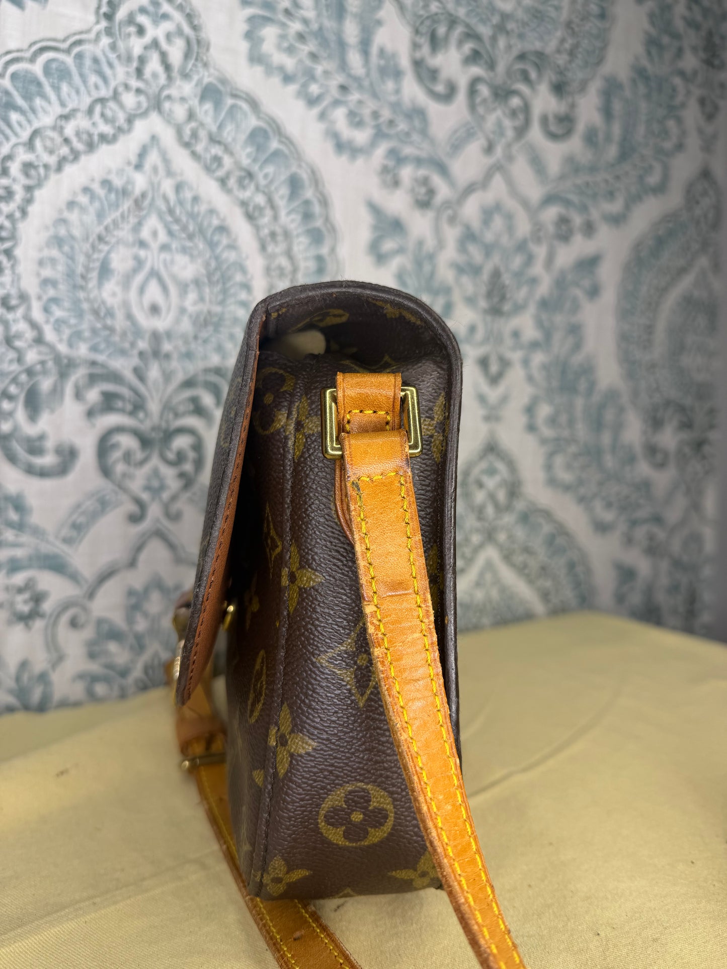 Louis Vuitton Saint Cloud MM