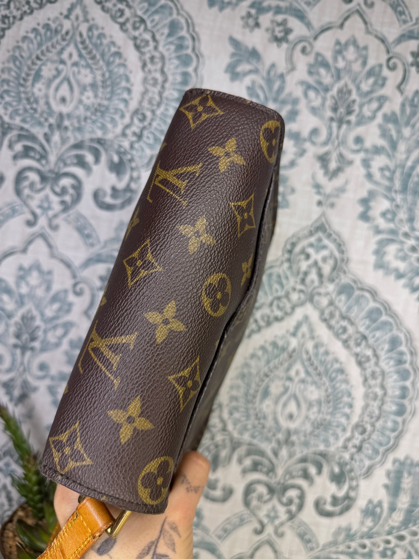 Louis Vuitton Saint Cloud MM