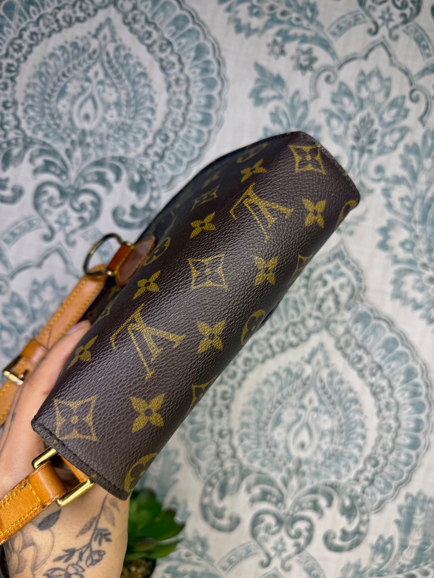 Louis Vuitton Saint Cloud MM