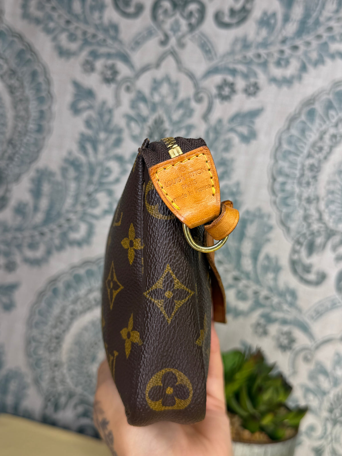 Louis Vuitton Pochette Accessories