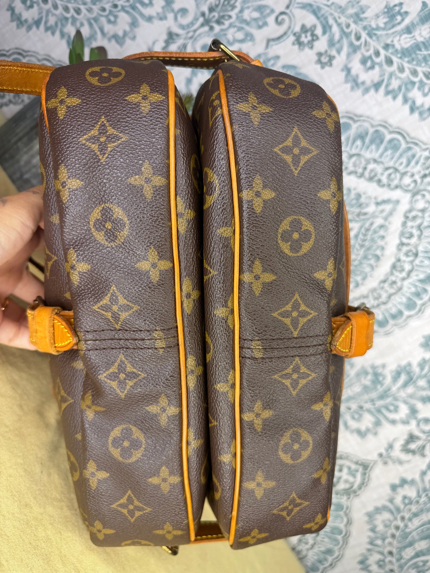 Louis Vuitton Saumur 30 #1