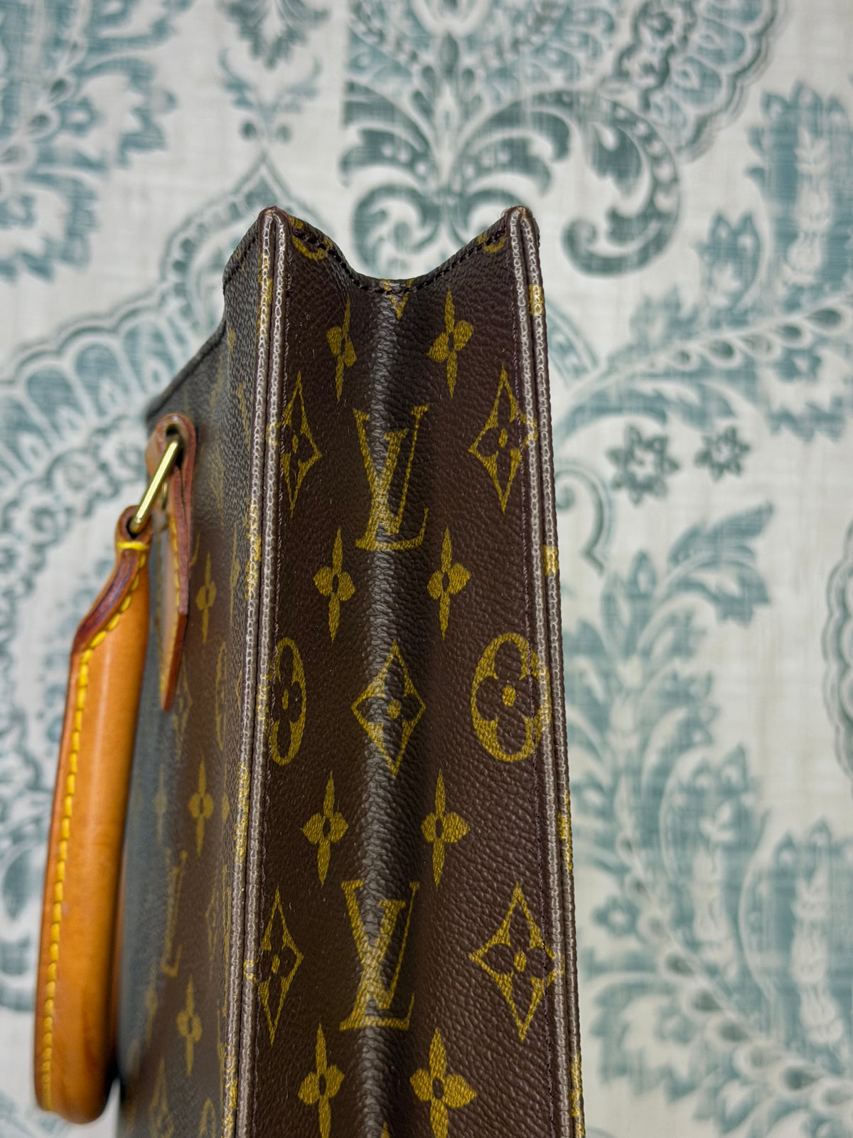 Louis Vuitton Sac Plat