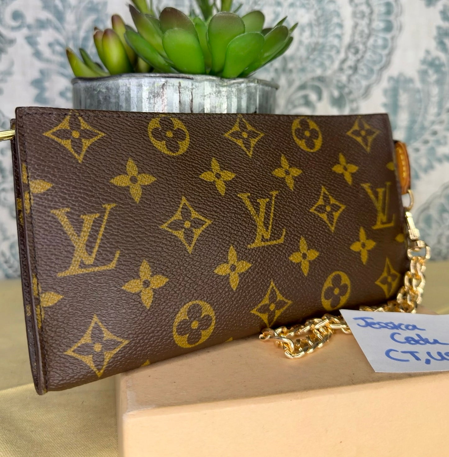 Louis Vuitton Bucket GM Pochette #1