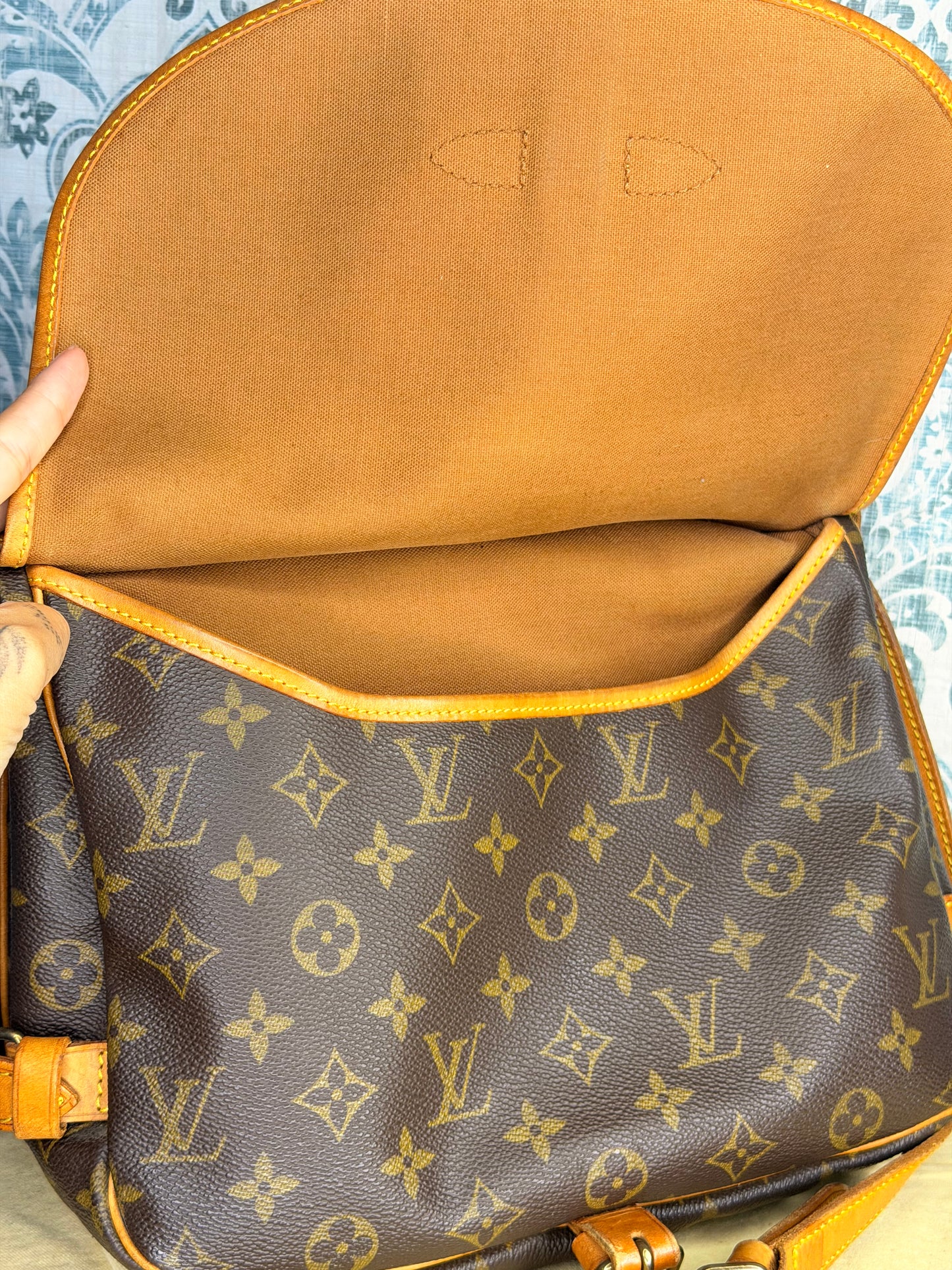 Louis Vuitton Saumur 30 #1