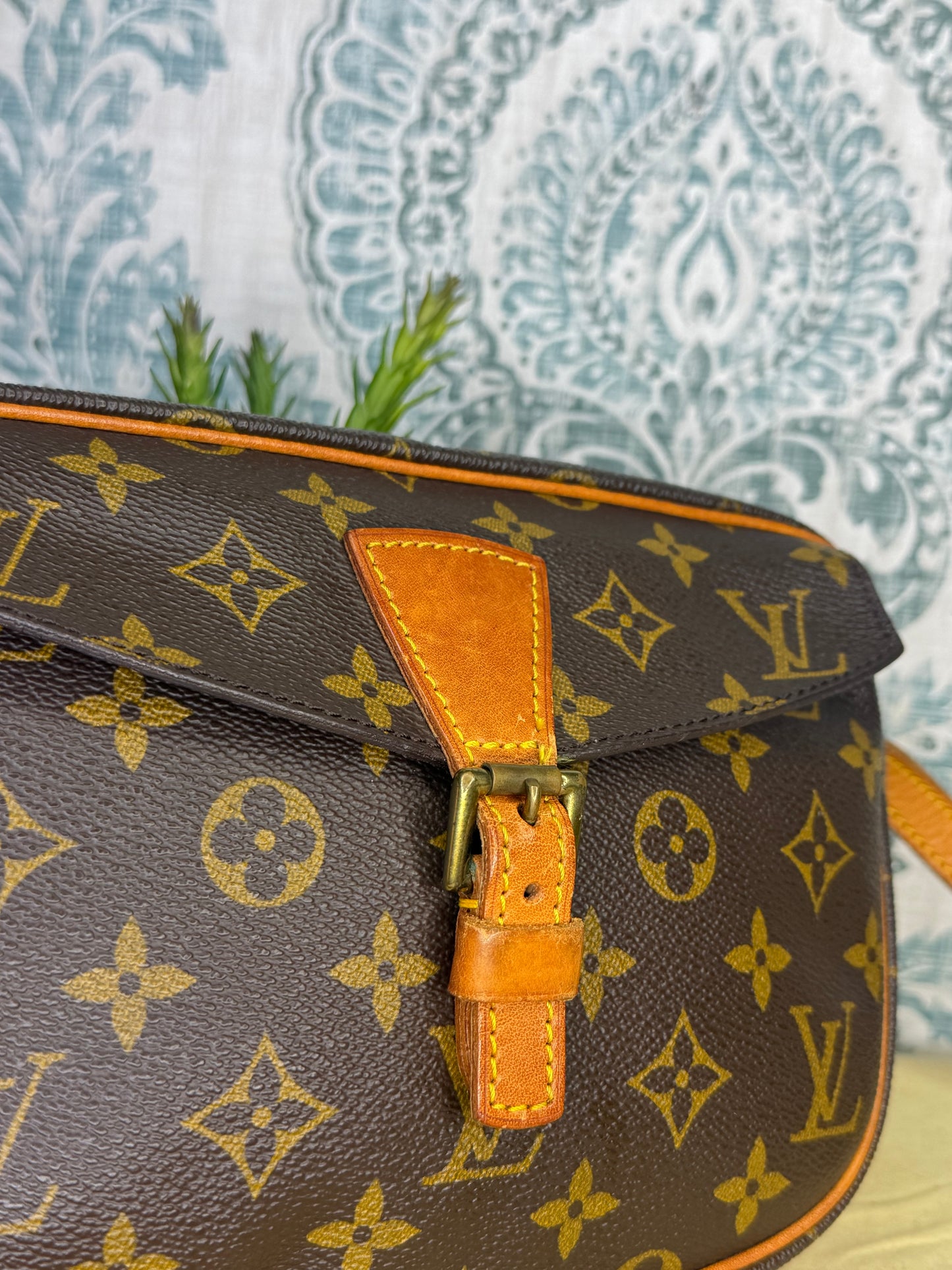 Louis Vuitton Jeune Fille PM