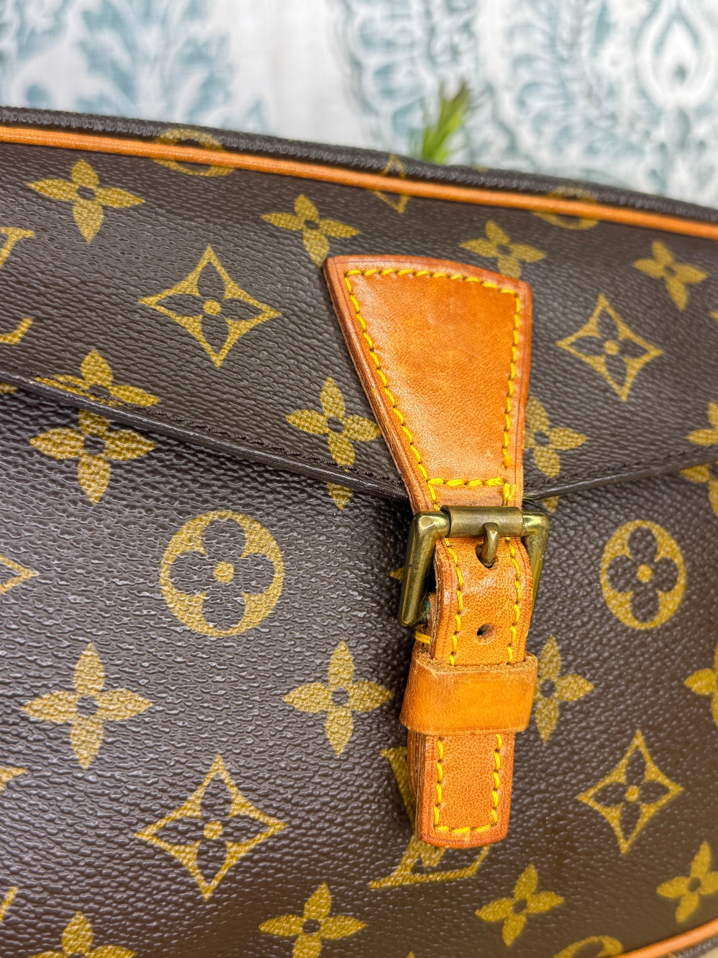 Louis Vuitton Jeune Fille PM