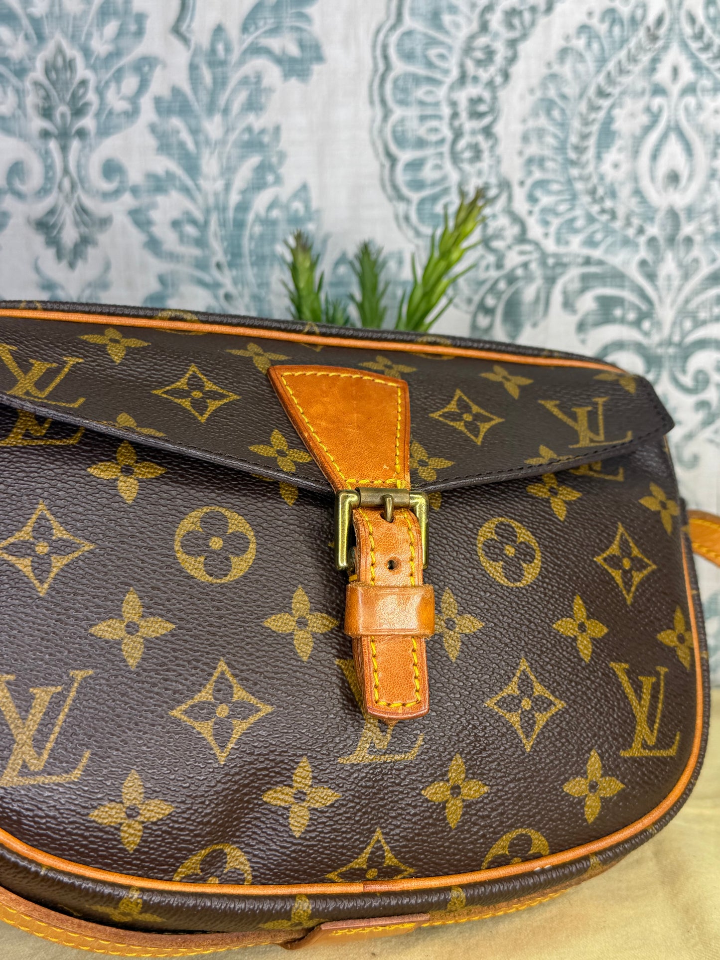 Louis Vuitton Jeune Fille PM