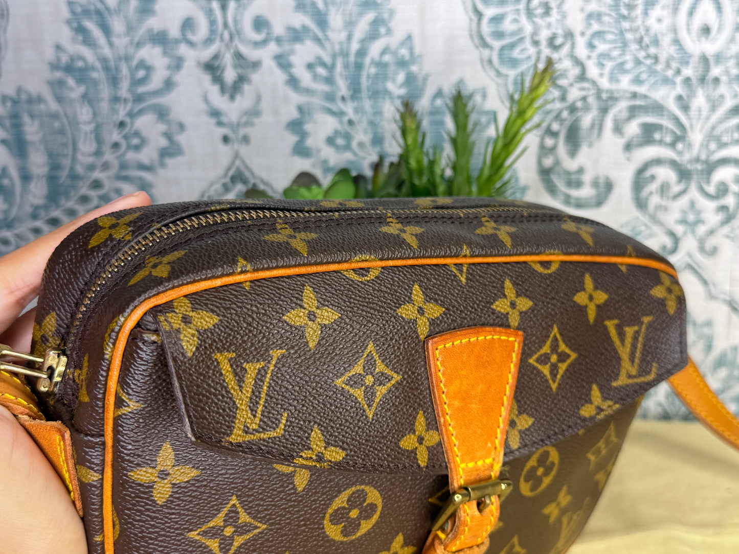 Louis Vuitton Jeune Fille PM