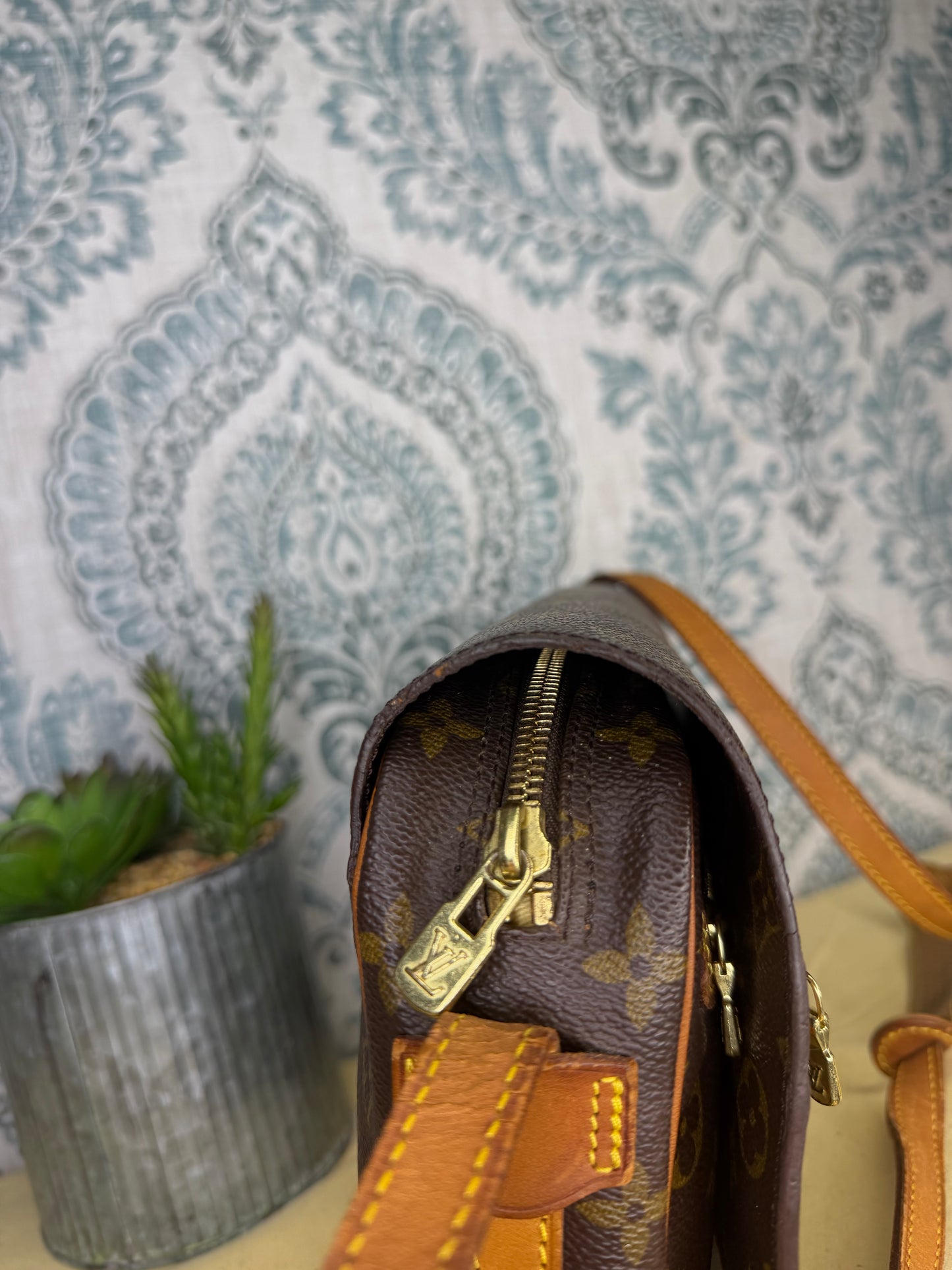 Louis Vuitton Saint Germain 27