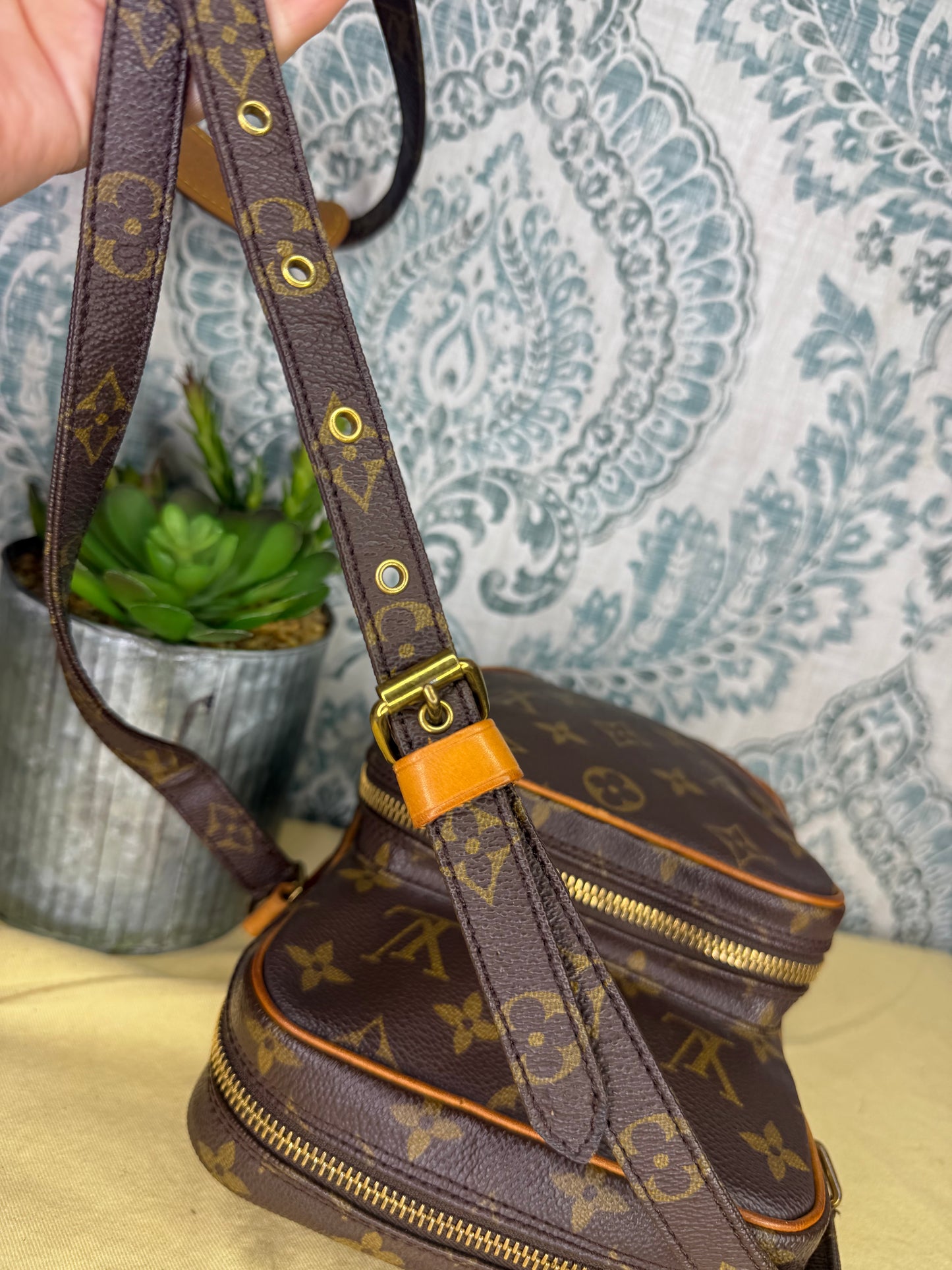 Louis Vuitton Amazon PM