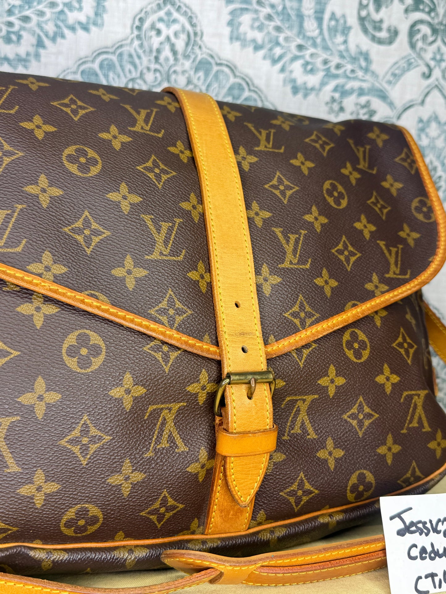 Louis Vuitton Saumur 35