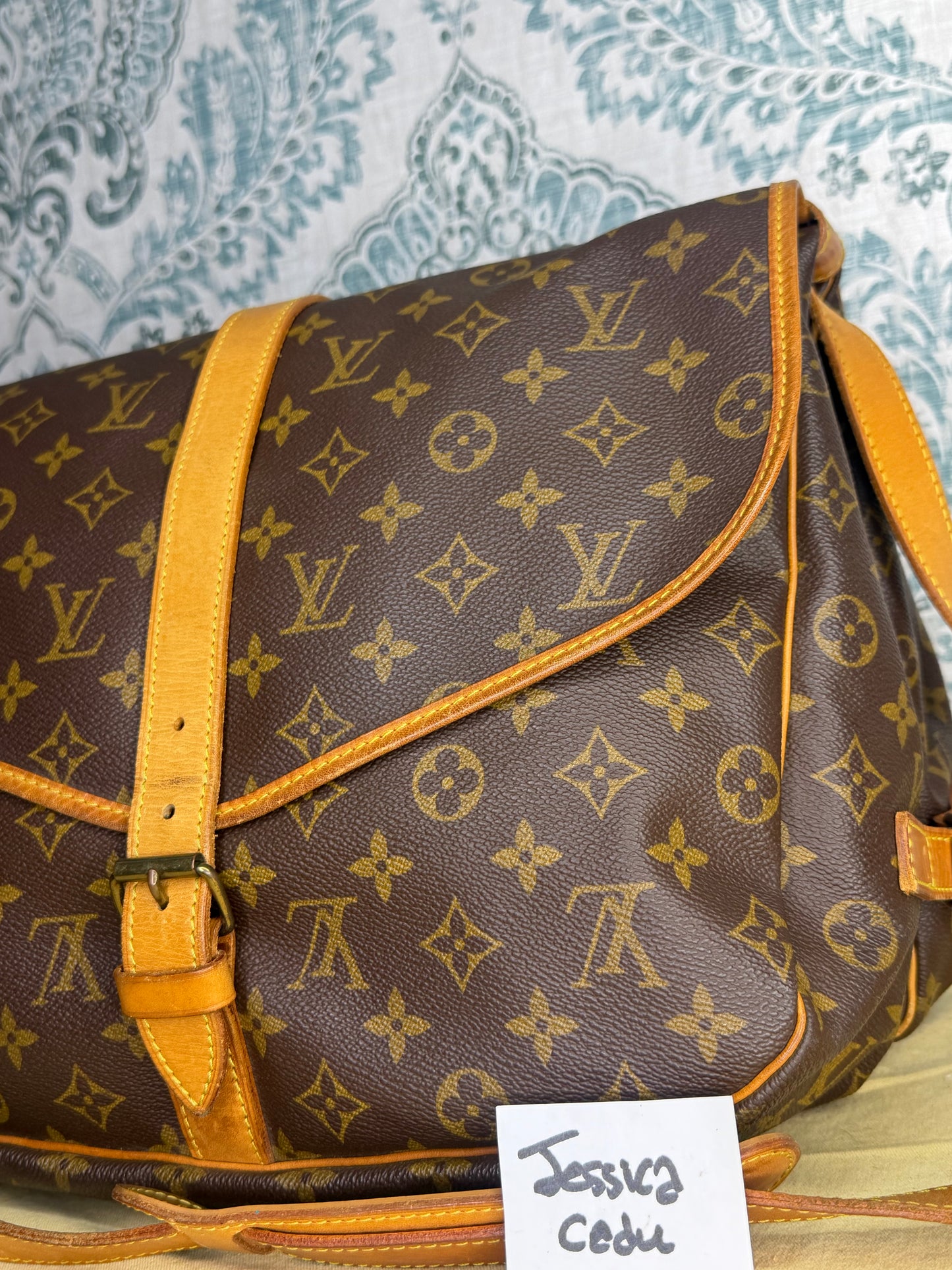 Louis Vuitton Saumur 35