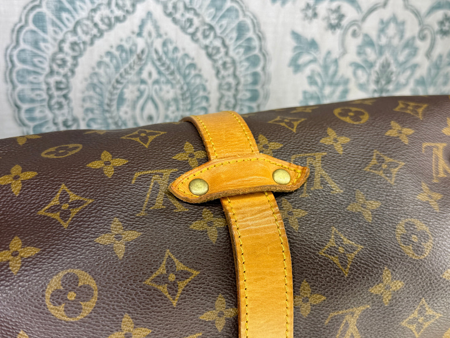 Louis Vuitton Saumur 35