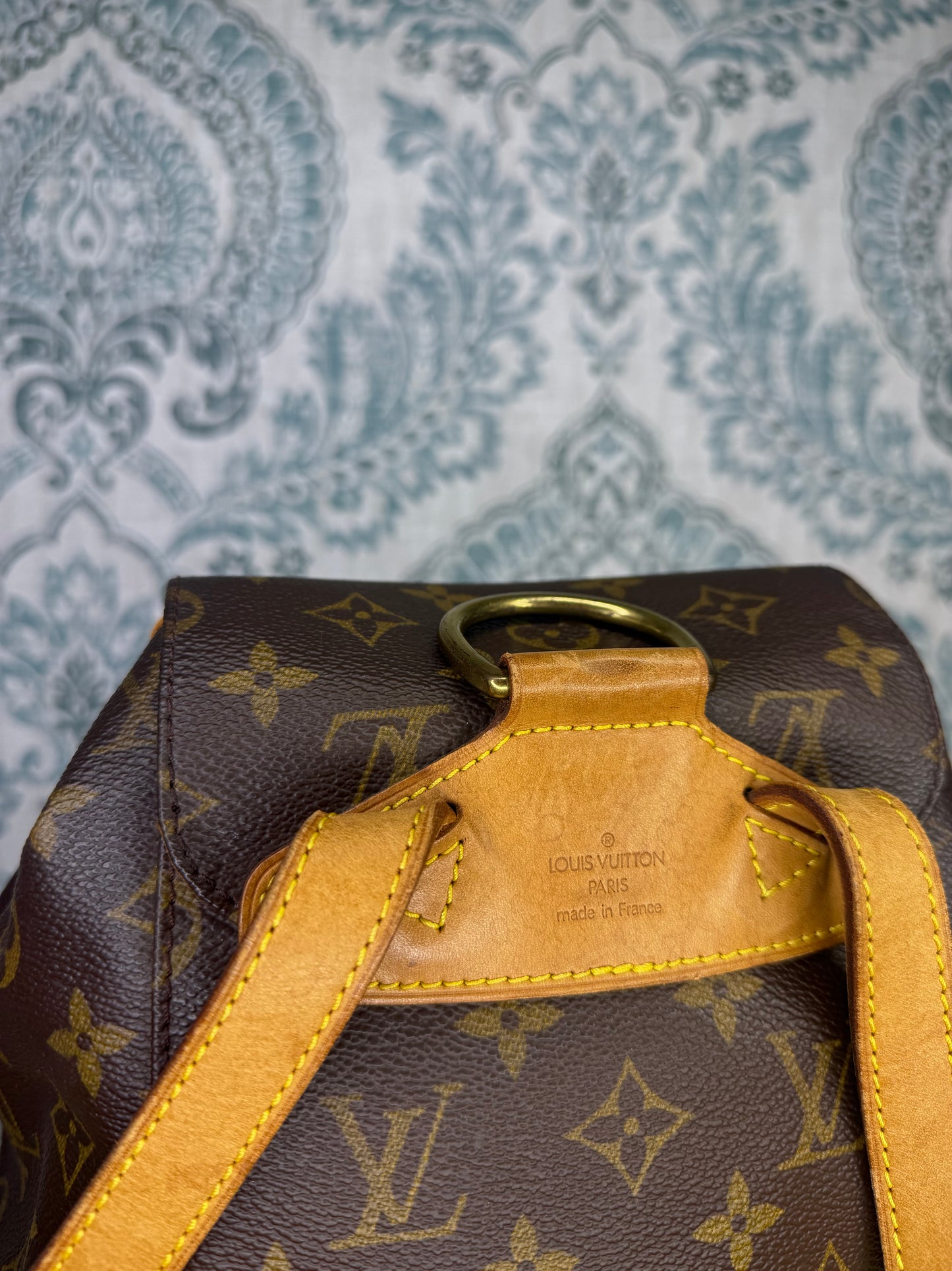 Louis Vuitton Montsouris MM