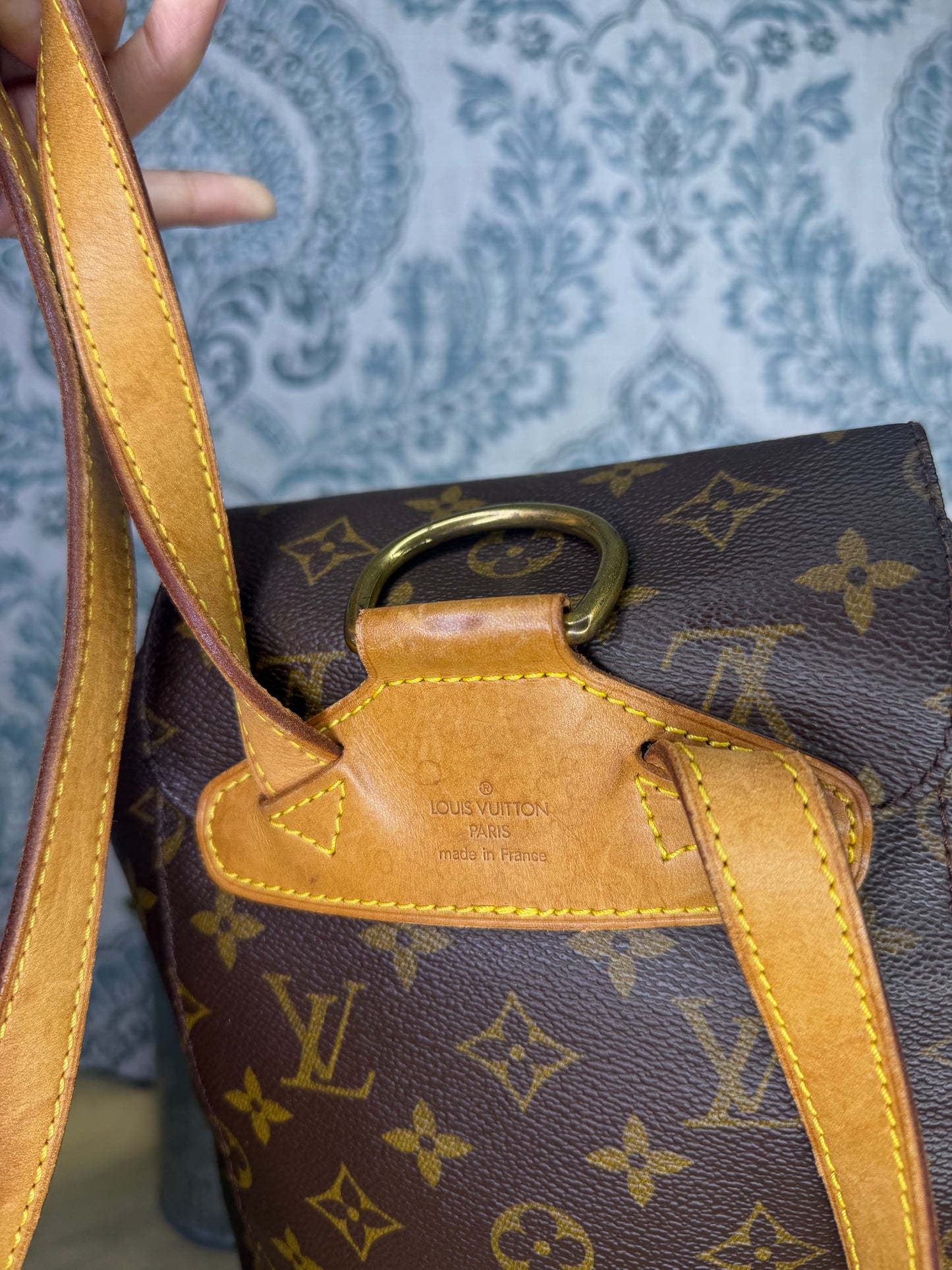Louis Vuitton Montsouris MM