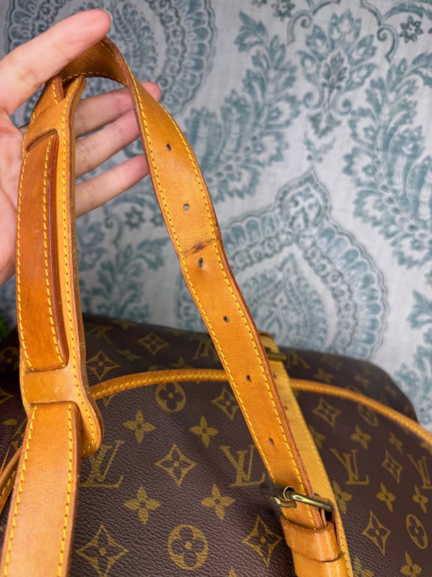 Louis Vuitton Saumur 35
