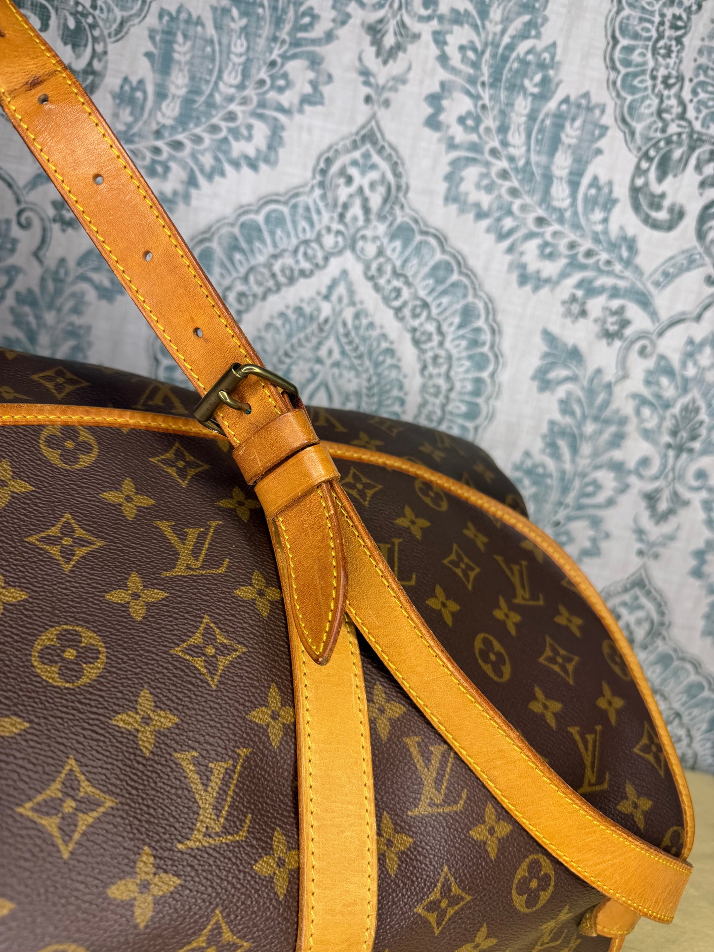 Louis Vuitton Saumur 35
