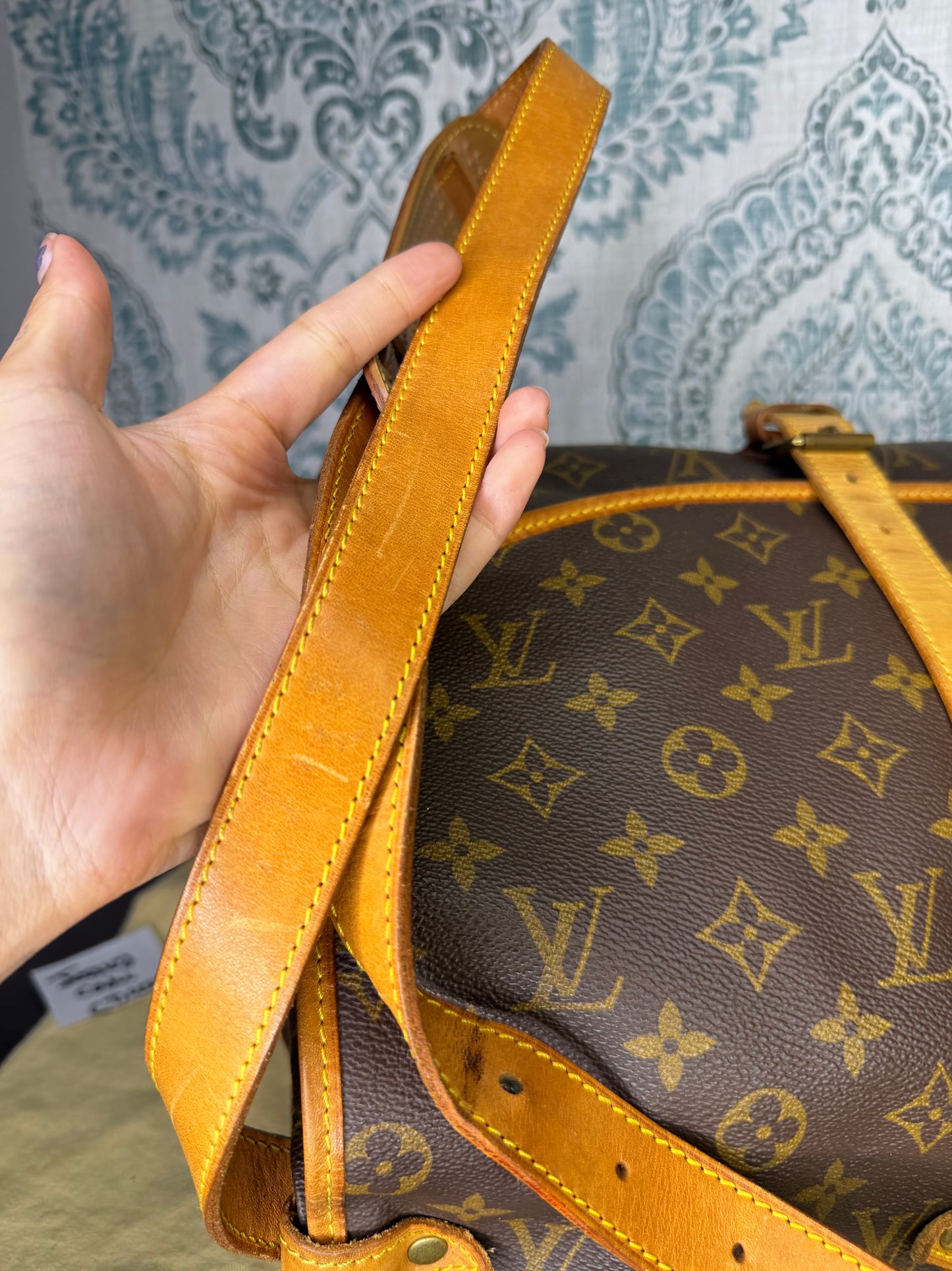 Louis Vuitton Saumur 35