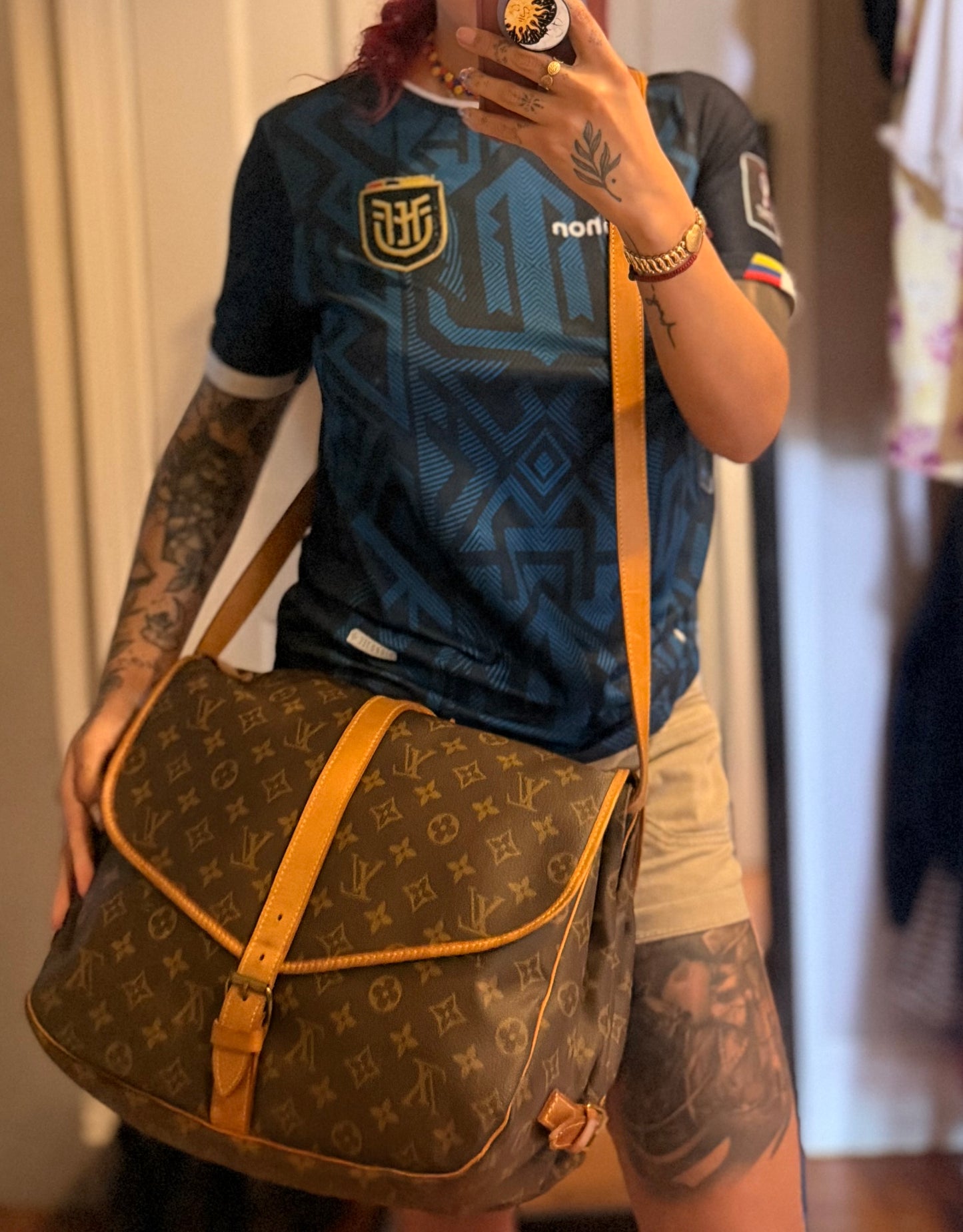 Louis Vuitton Saumur 35