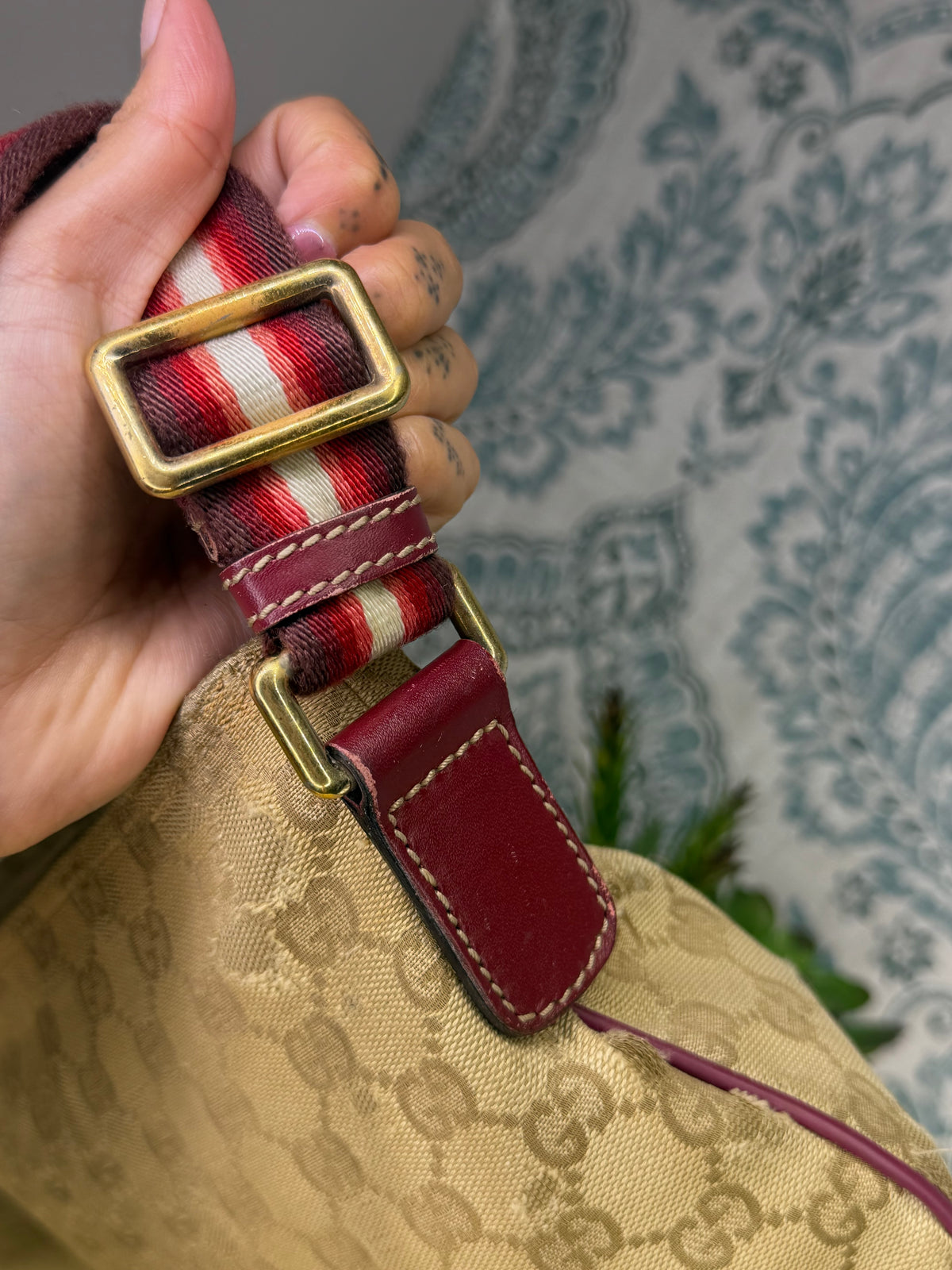 Gucci GG Small Messenger Bag Red/Pink