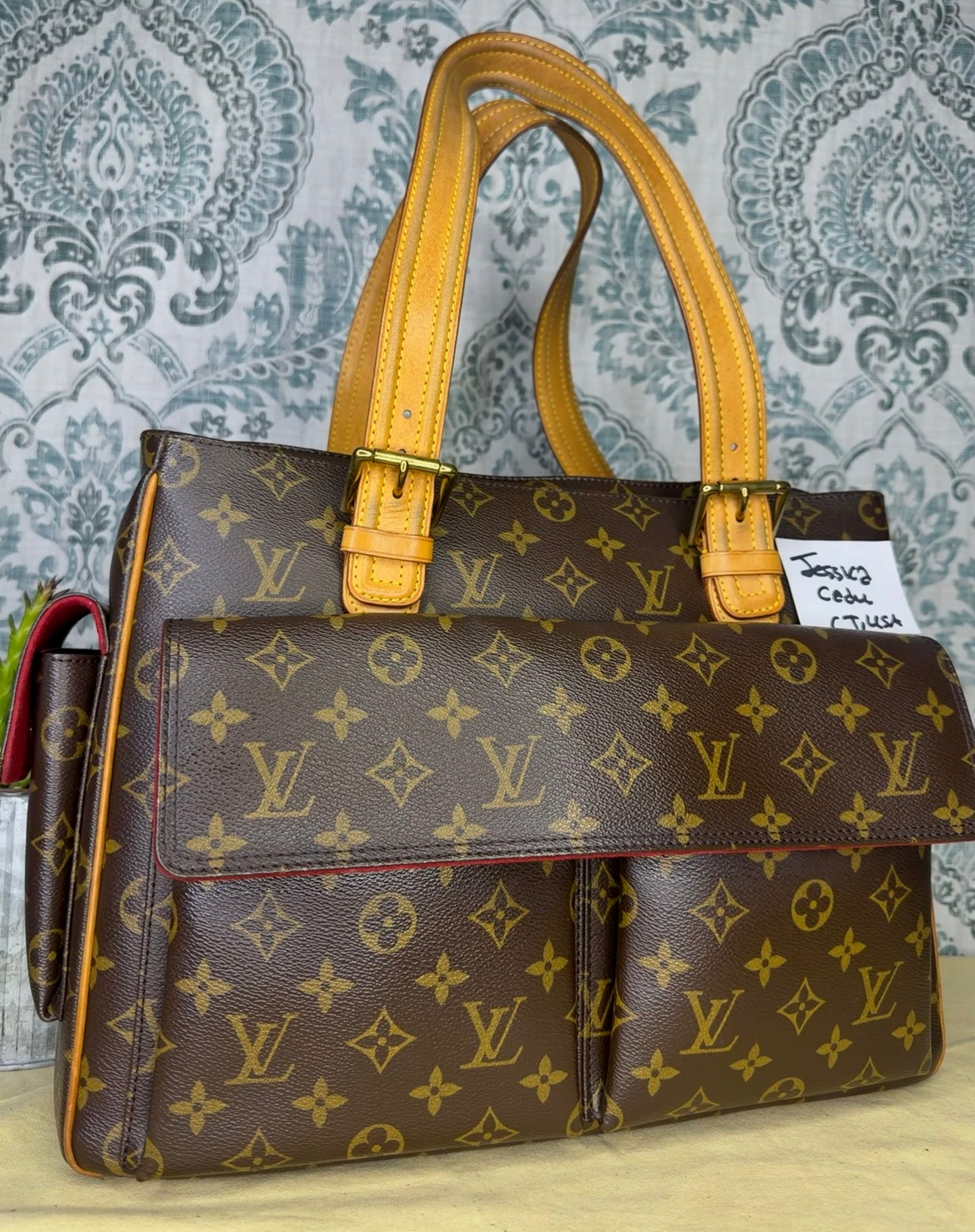 Louis Vuitton Multipli-Cite Shoulder Bag