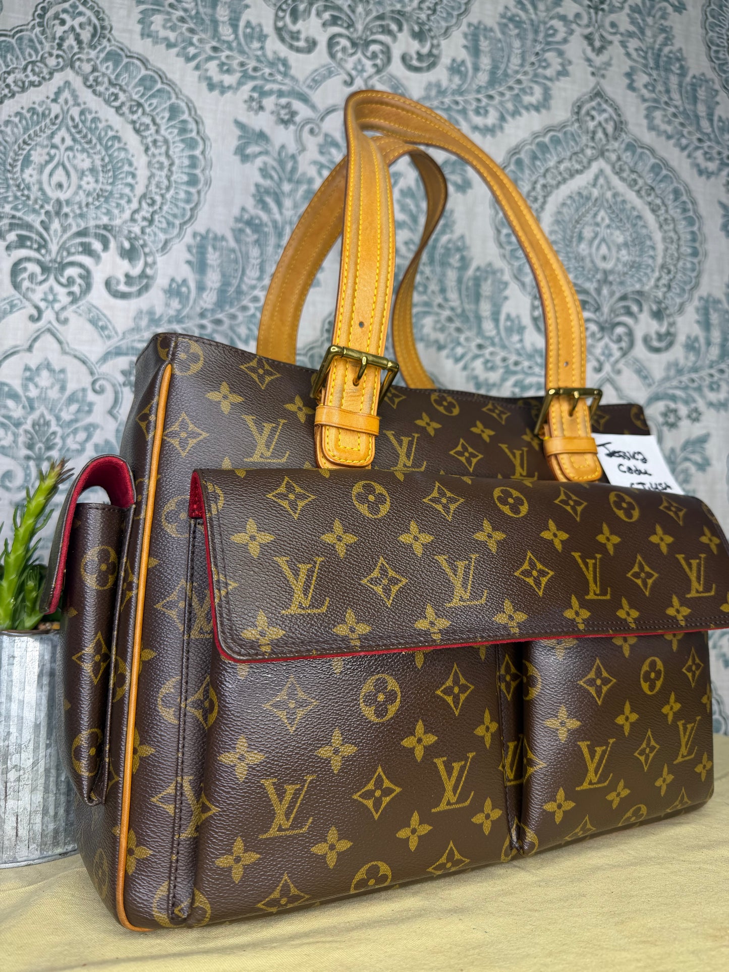 Louis Vuitton Multipli-Cite Shoulder Bag