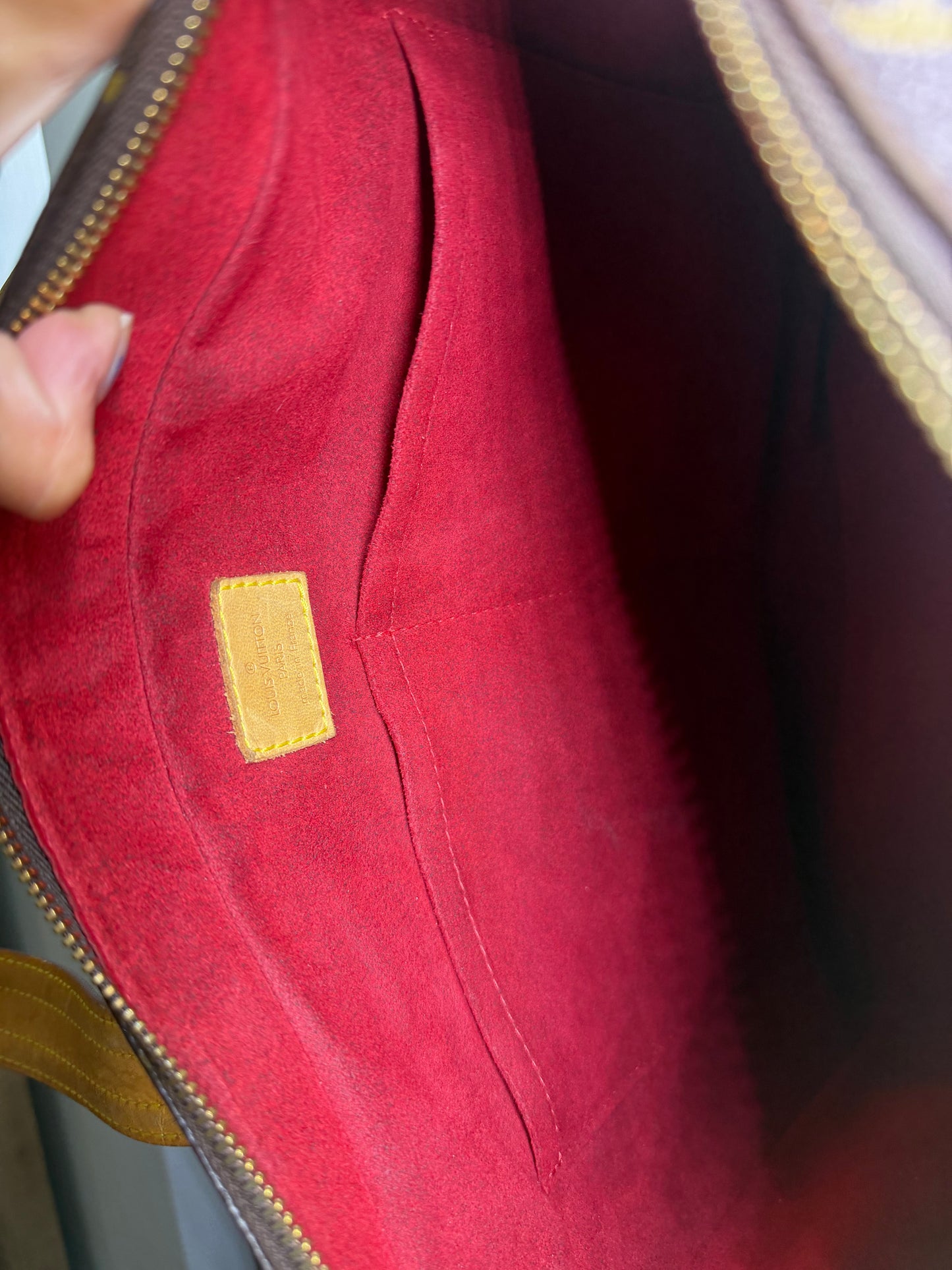Louis Vuitton Multipli-Cite Shoulder Bag