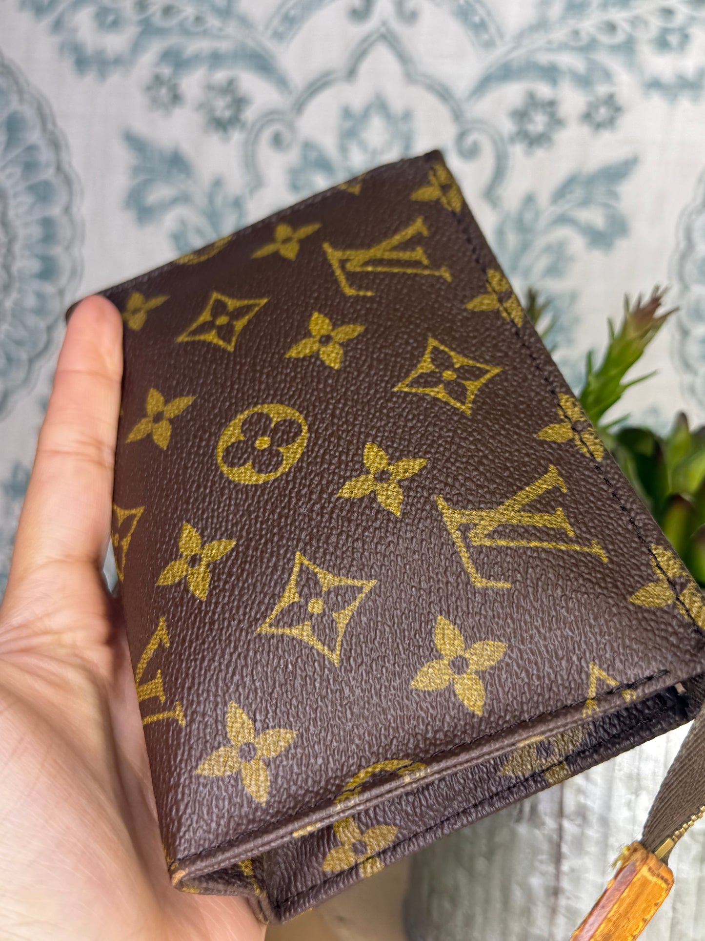 Louis Vuitton Toiletry 15