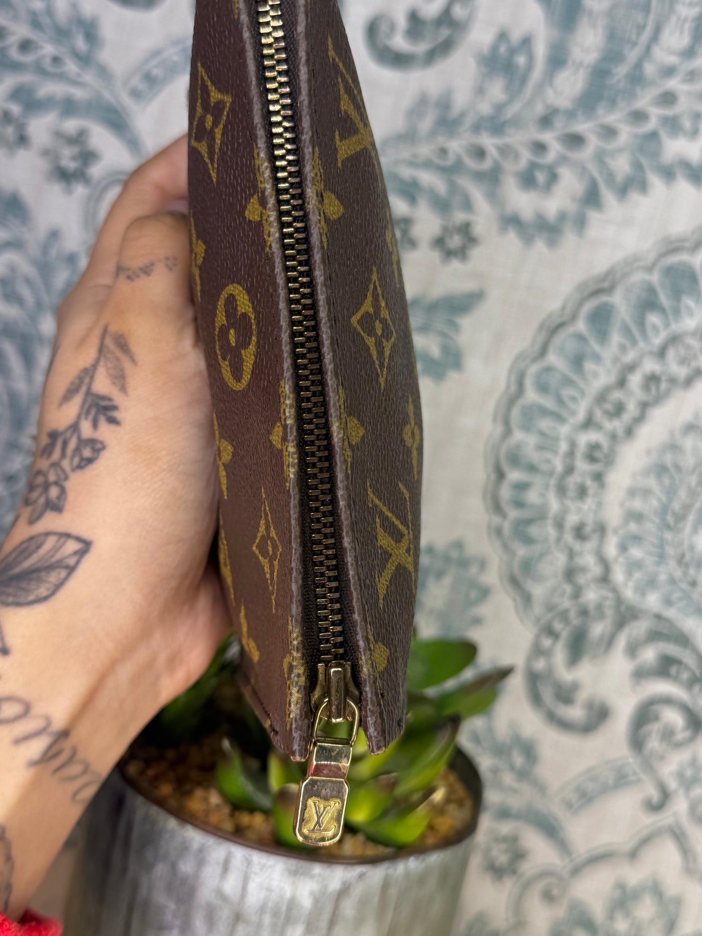 Louis Vuitton Toiletry 15