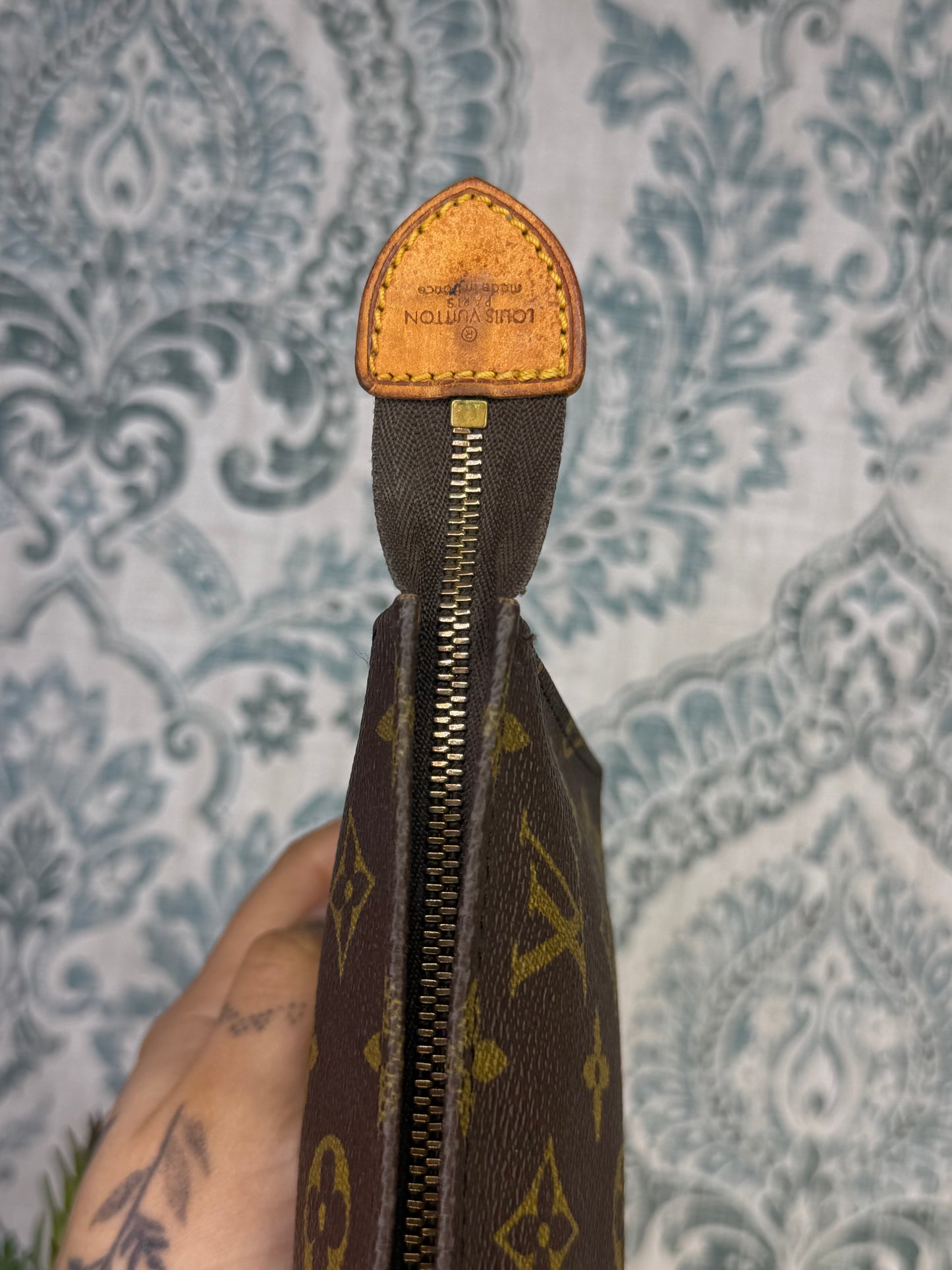 Louis Vuitton Toiletry 15