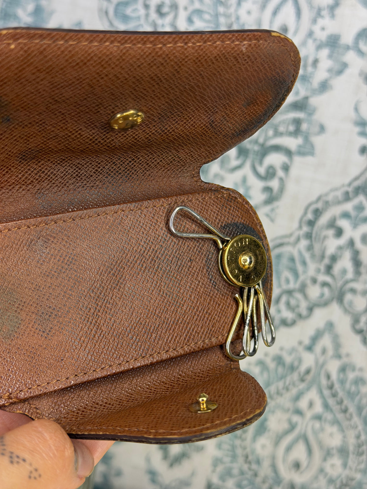 Louis Vuitton Round Key Holder PM