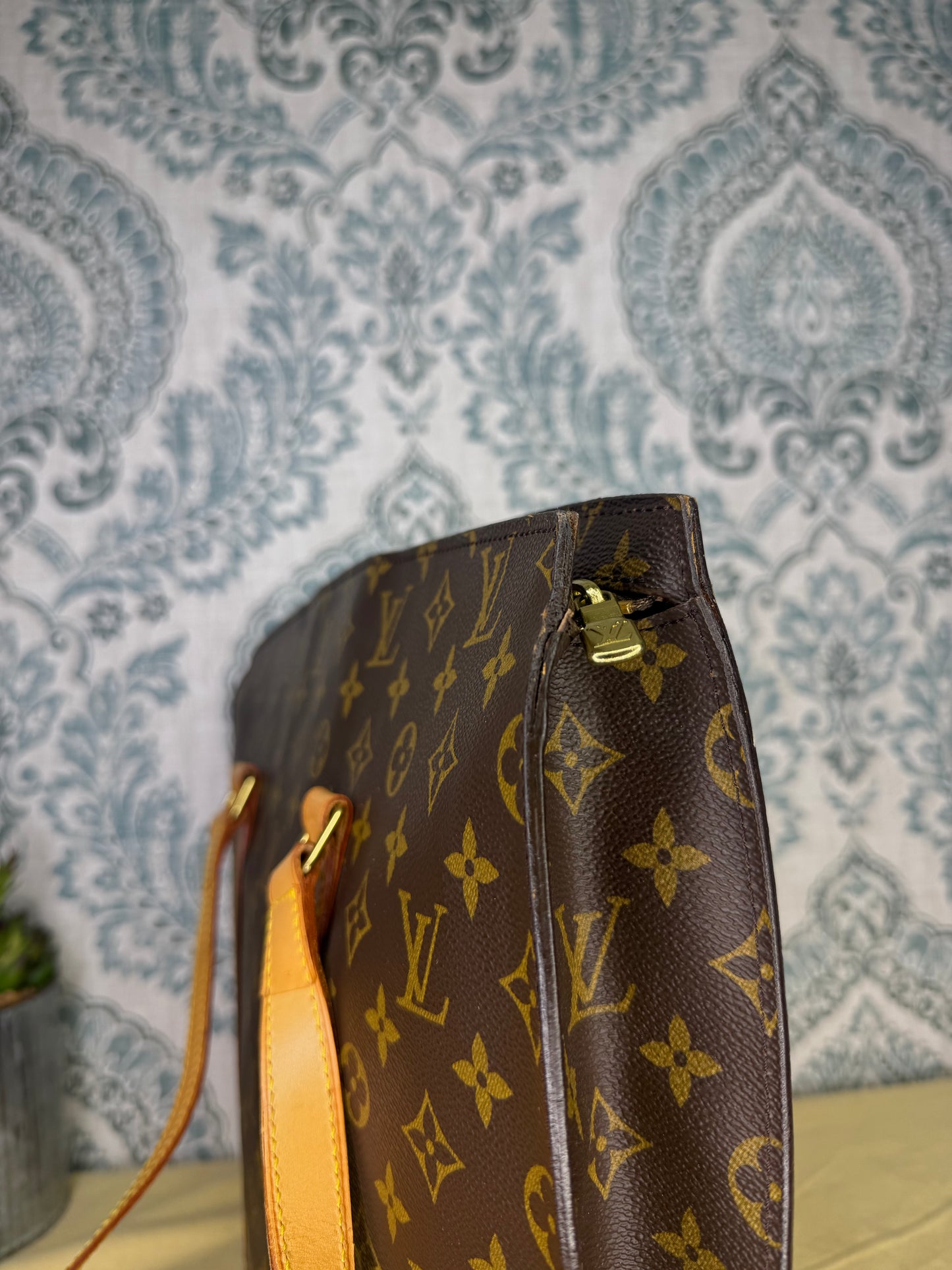 Louis Vuitton Babylone Shoulder Bag