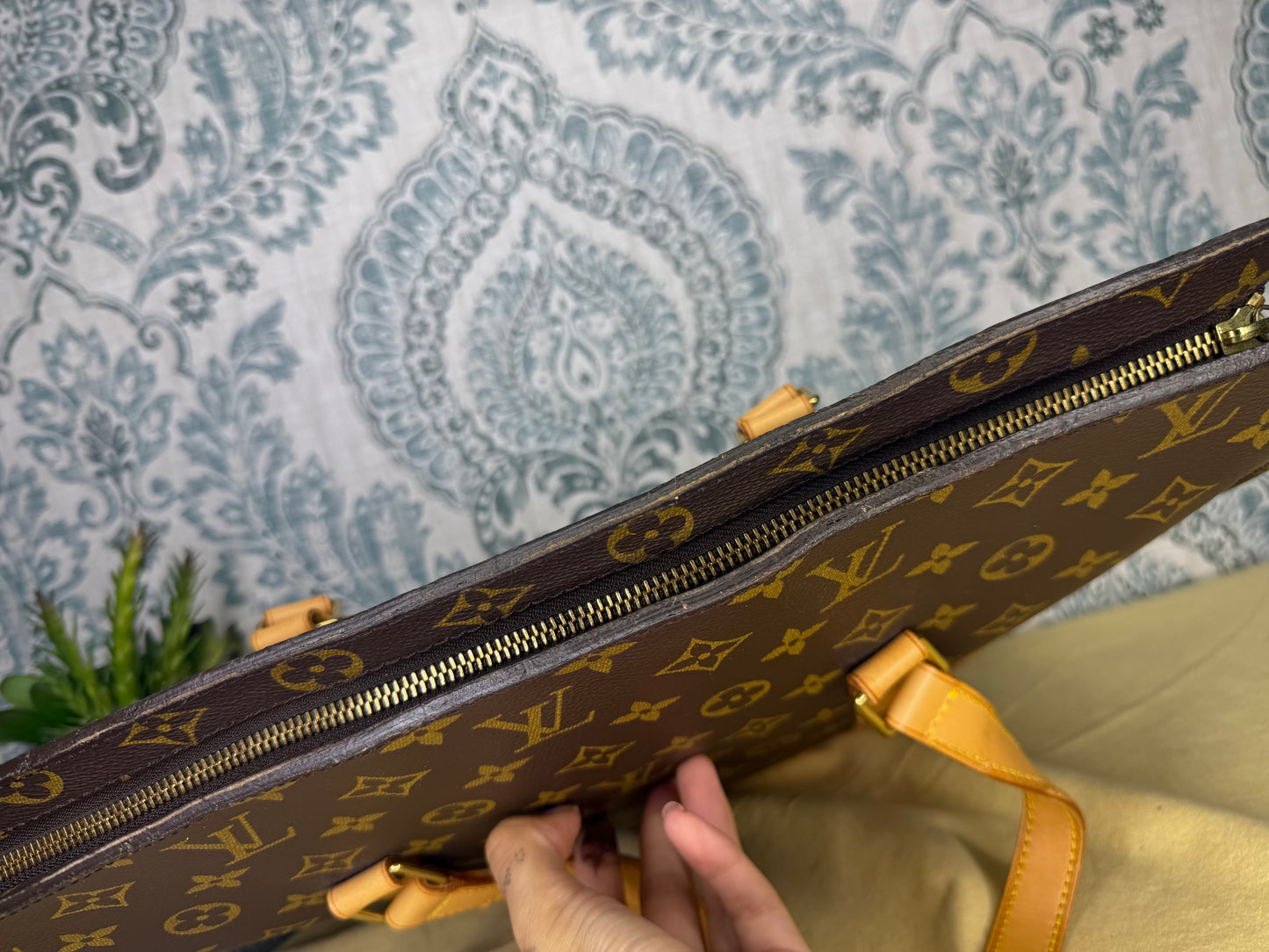 Louis Vuitton Babylone Shoulder Bag