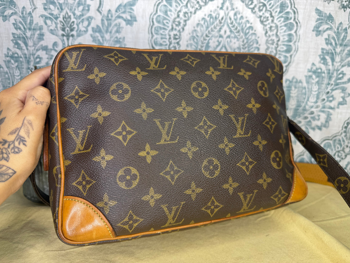 Louis Vuitton Nile PM