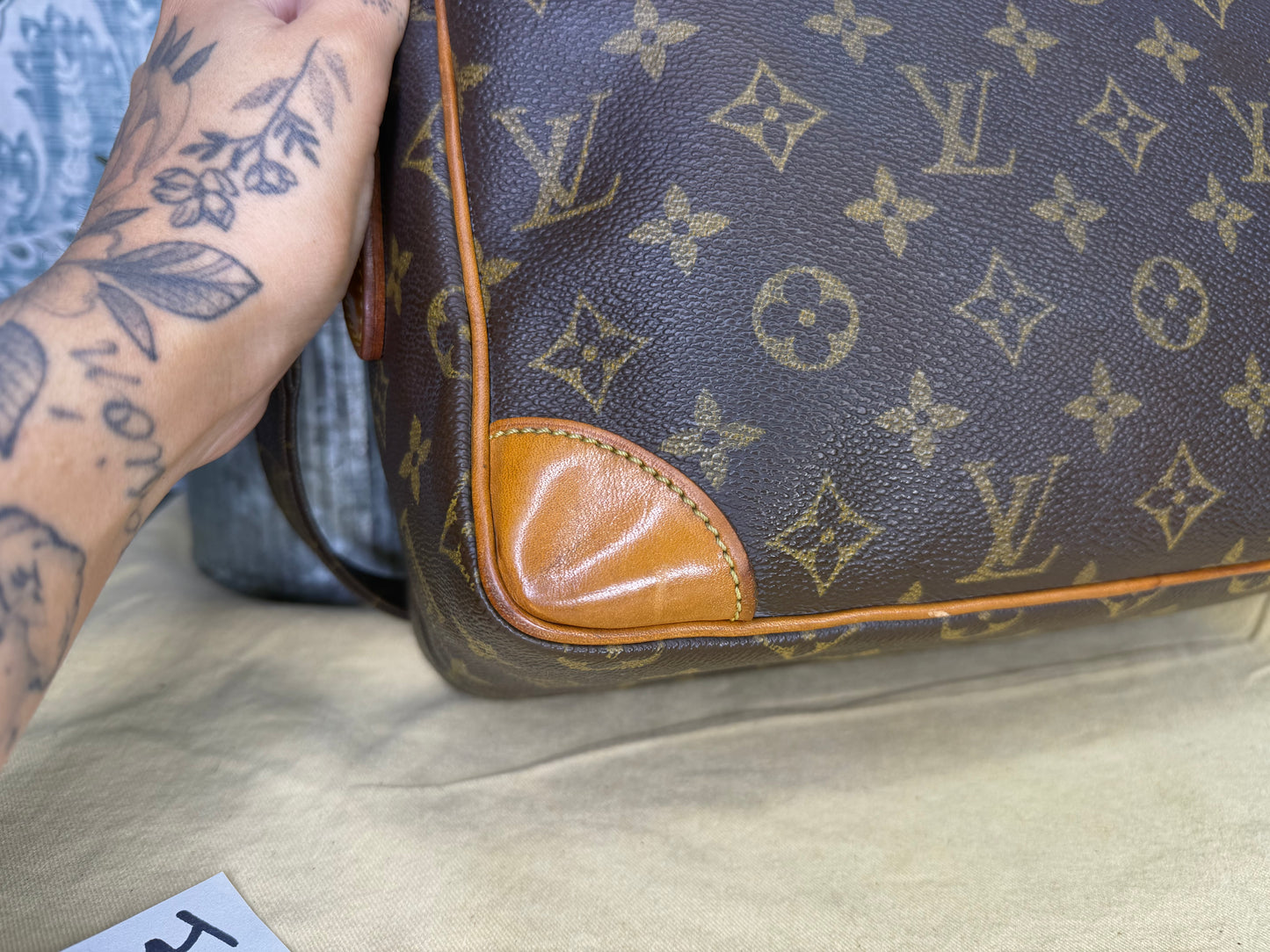 Louis Vuitton Nile PM