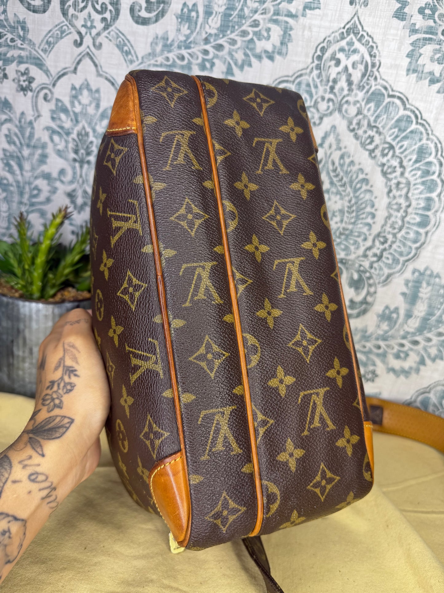 Louis Vuitton Nile PM