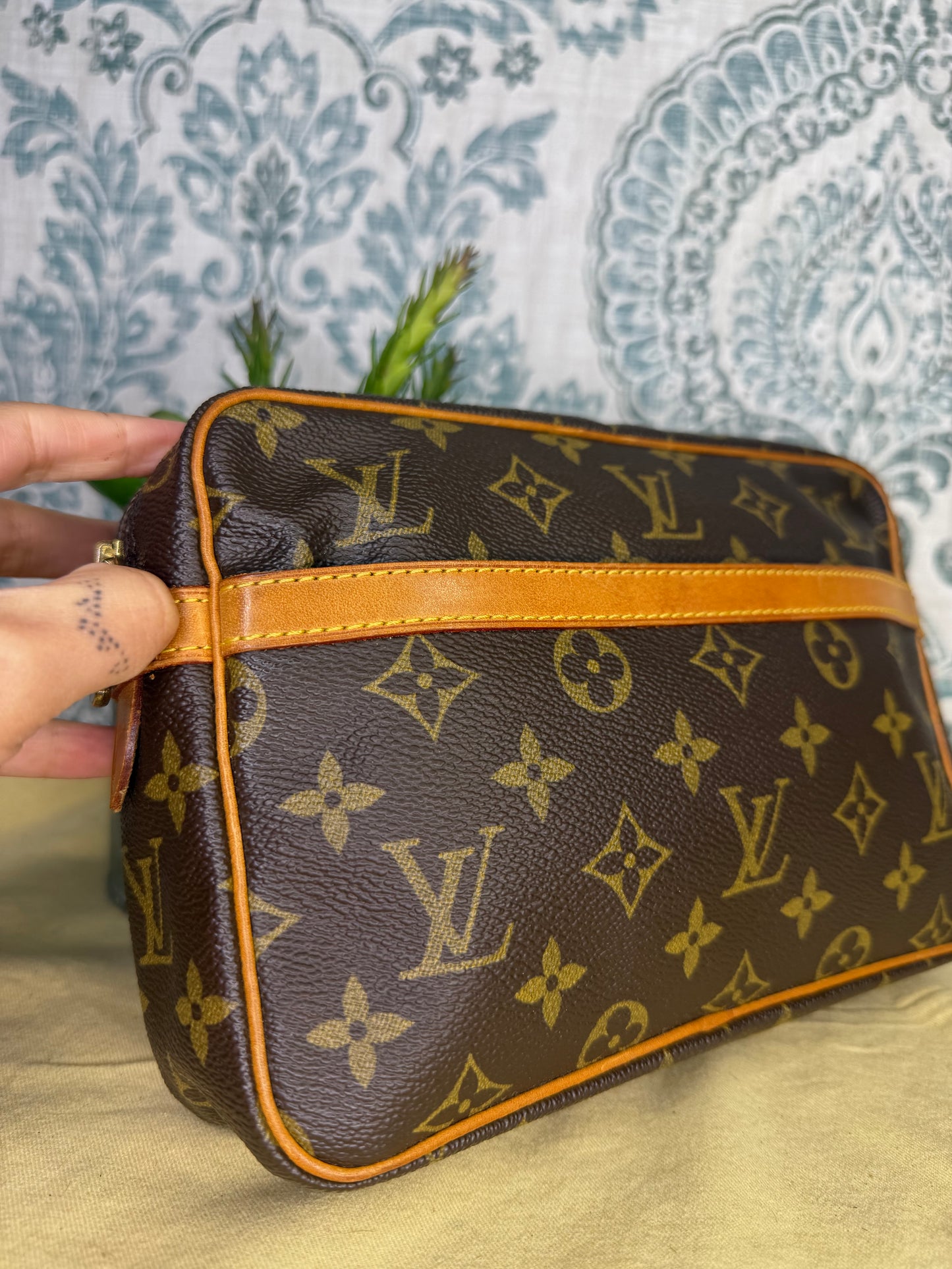 Louis Vuitton Compiegne 23