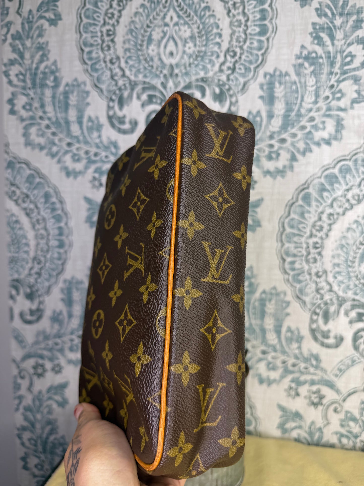 Louis Vuitton Compiegne 23